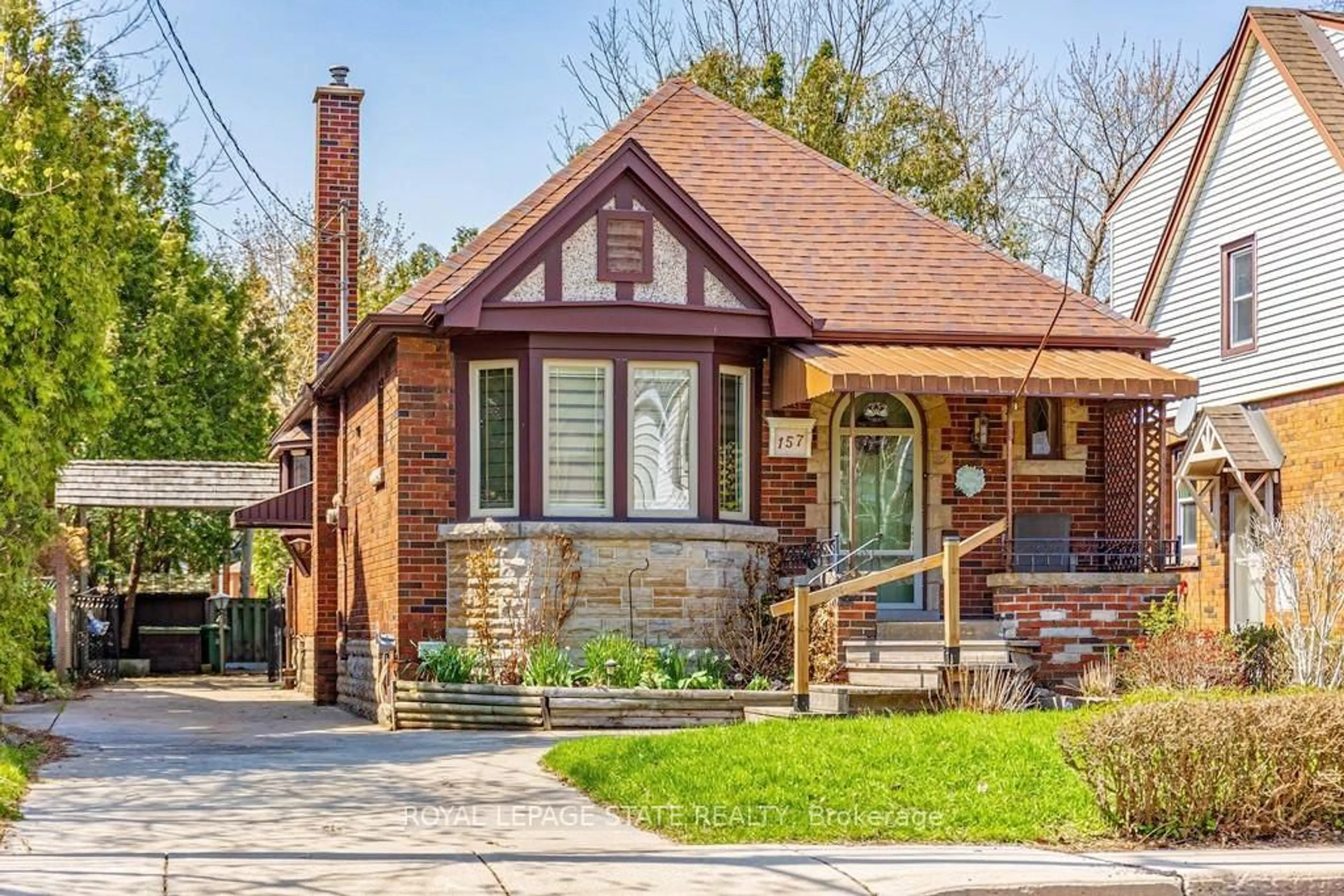 Home with brick exterior material, street for 157 Longwood Rd, Hamilton Ontario L8S 3V8