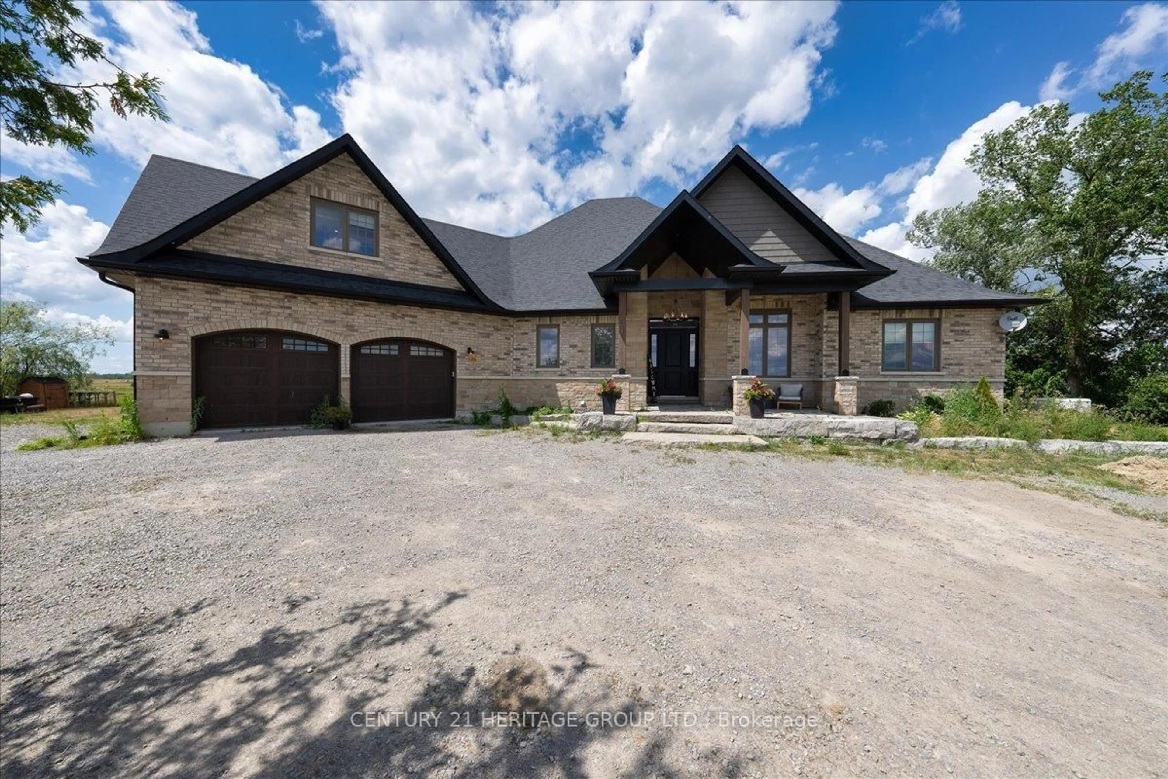 Home with brick exterior material, building for 505 Eldon Station Rd, Kawartha Lakes Ontario K0M 2T0