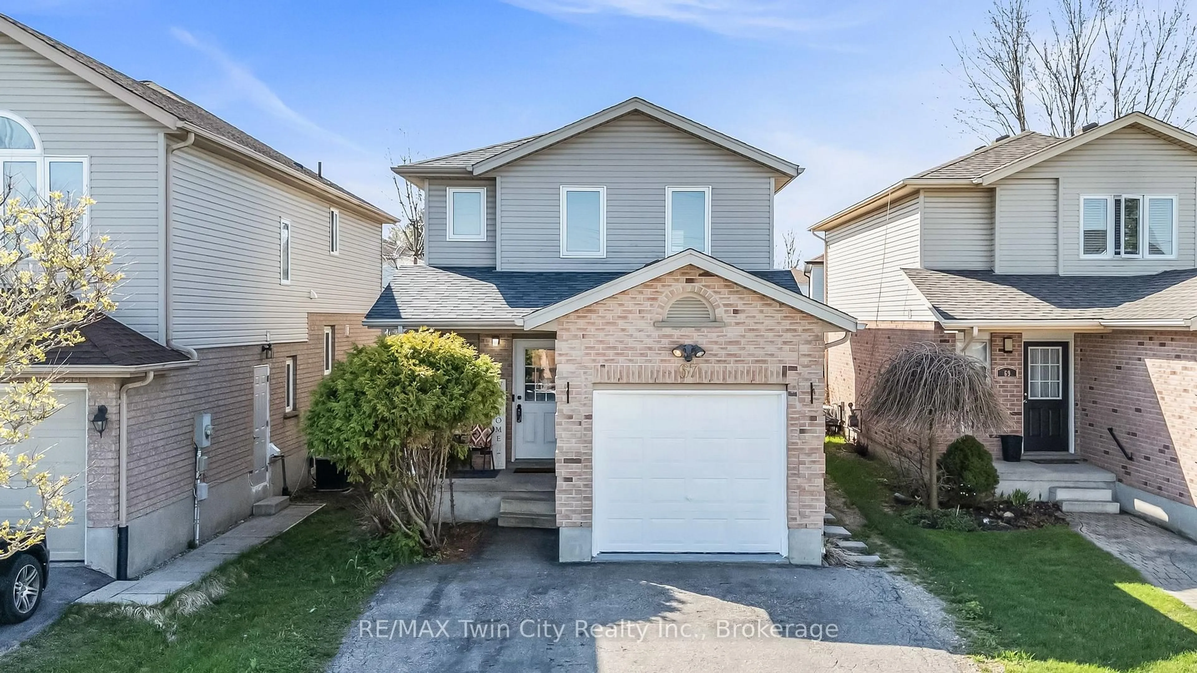 Home with vinyl exterior material, street for 67 Orchid Cres, Kitchener Ontario N2E 3N4