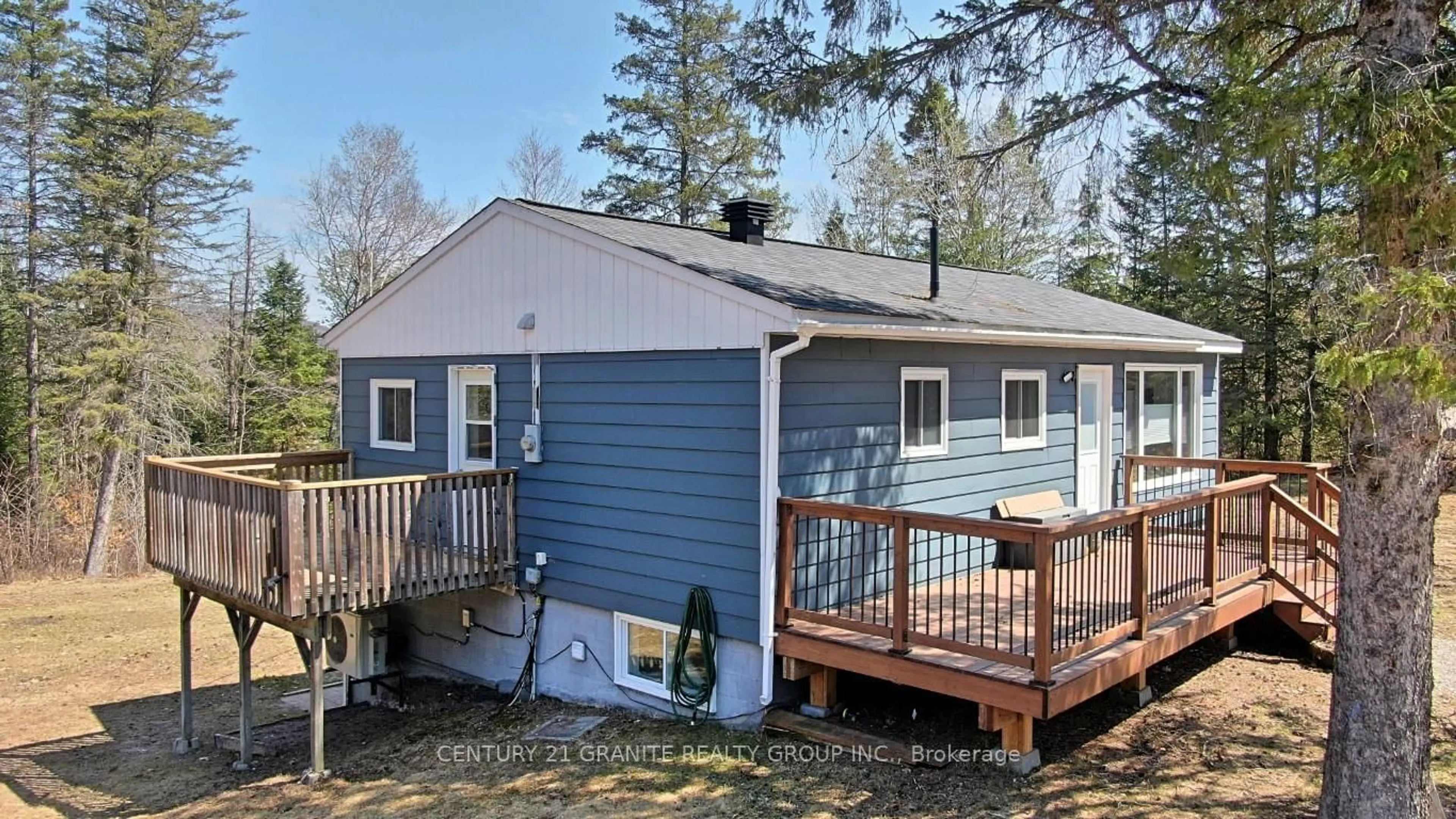 Patio, unknown for 29941 Hwy 62, Bancroft Ontario K0L 1C0