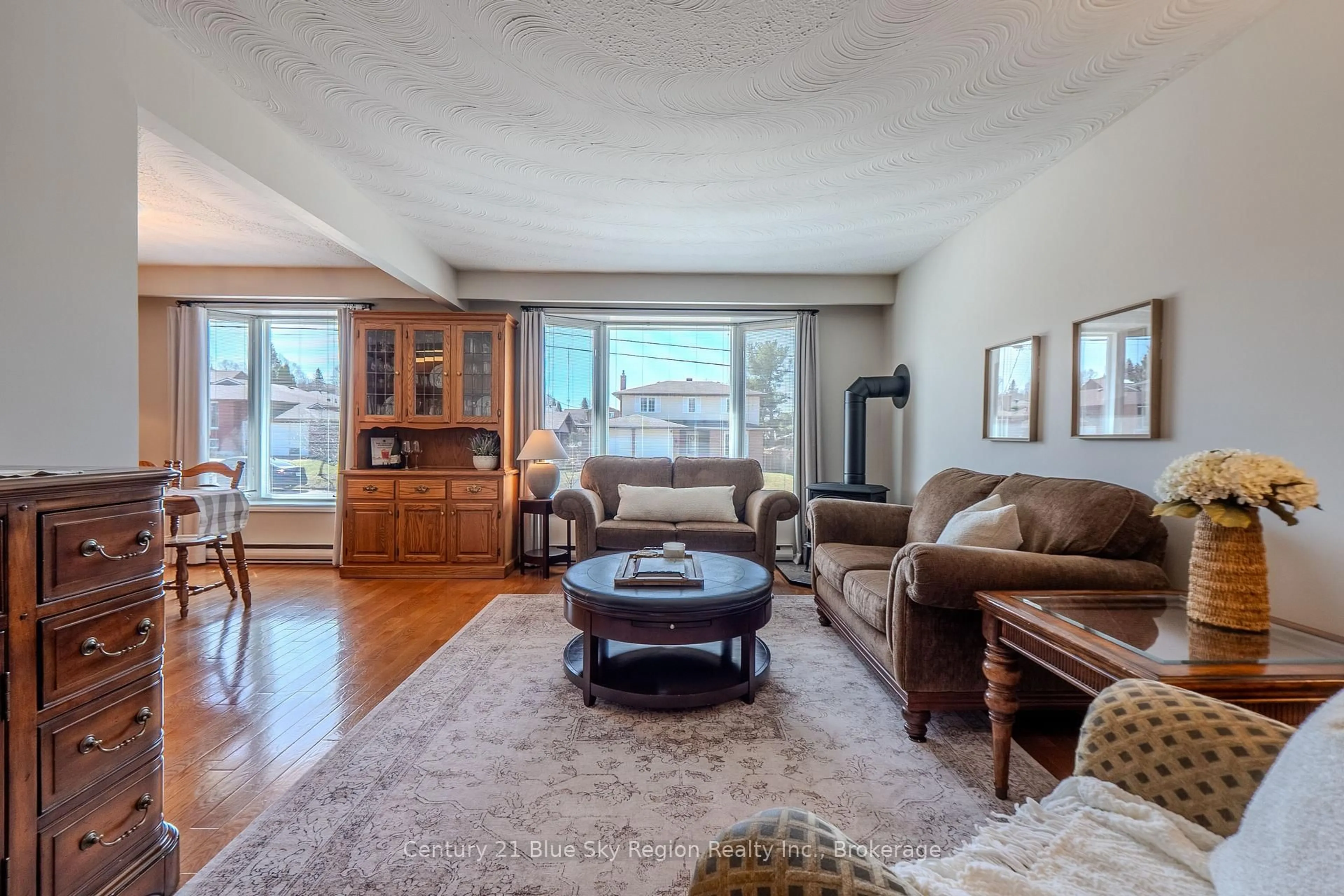 Living room with furniture, unknown for 14 Sable Cres, North Bay Ontario P1A 3X7
