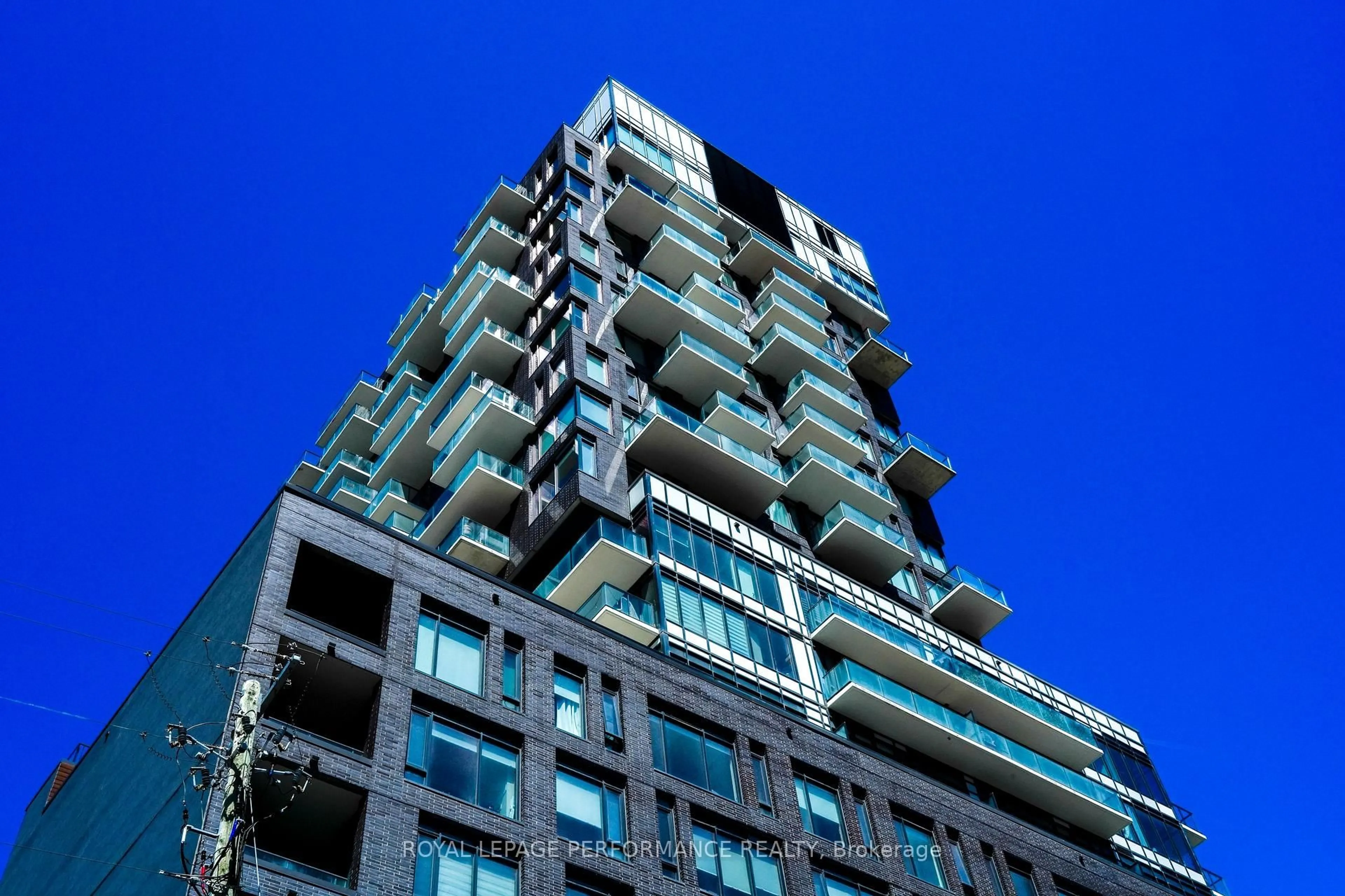 Unknown for 203 Catherine St #1704, Ottawa Ontario K2P 1J5