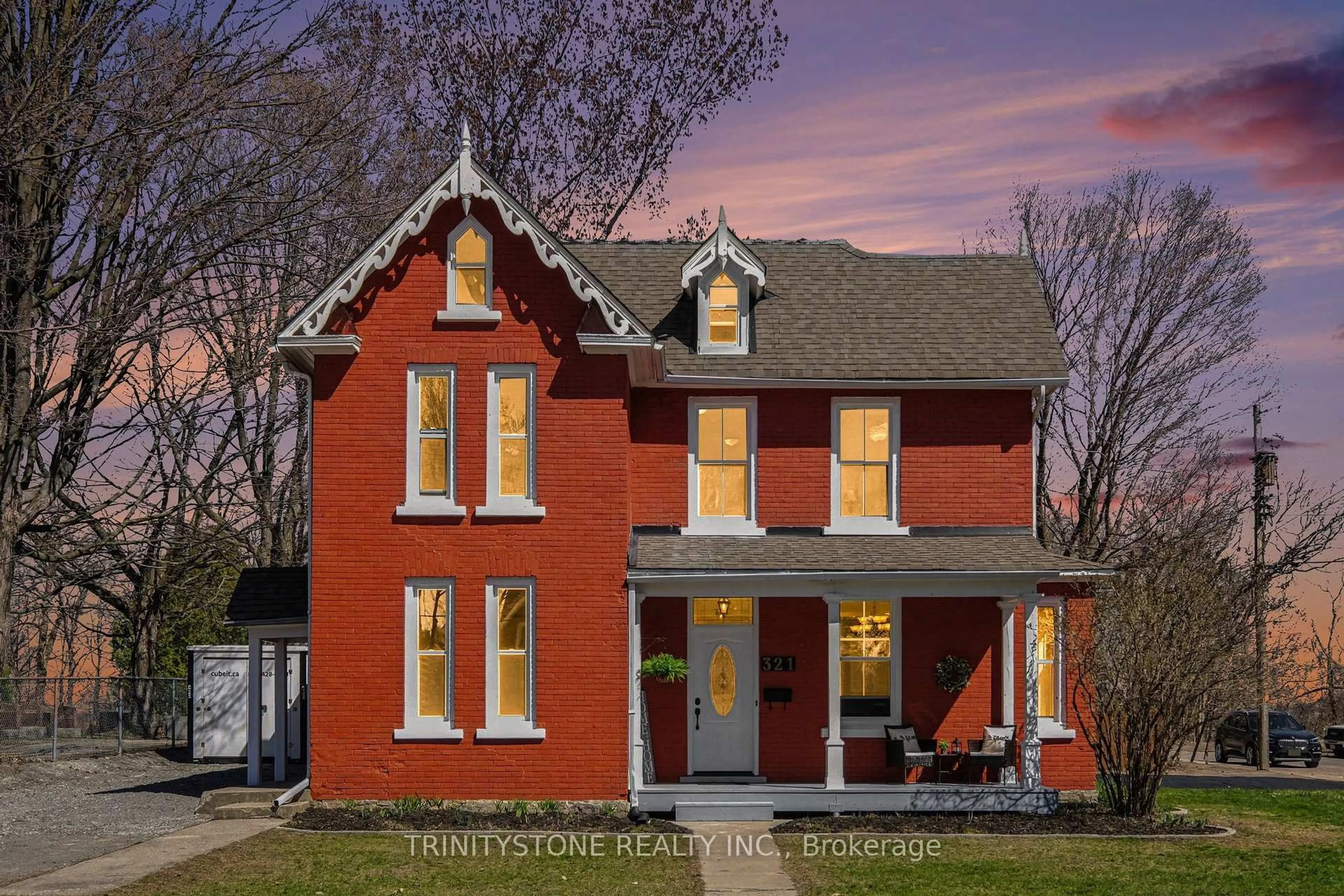 Home with brick exterior material, street for 321 Albert St, Arnprior Ontario K7S 2M8