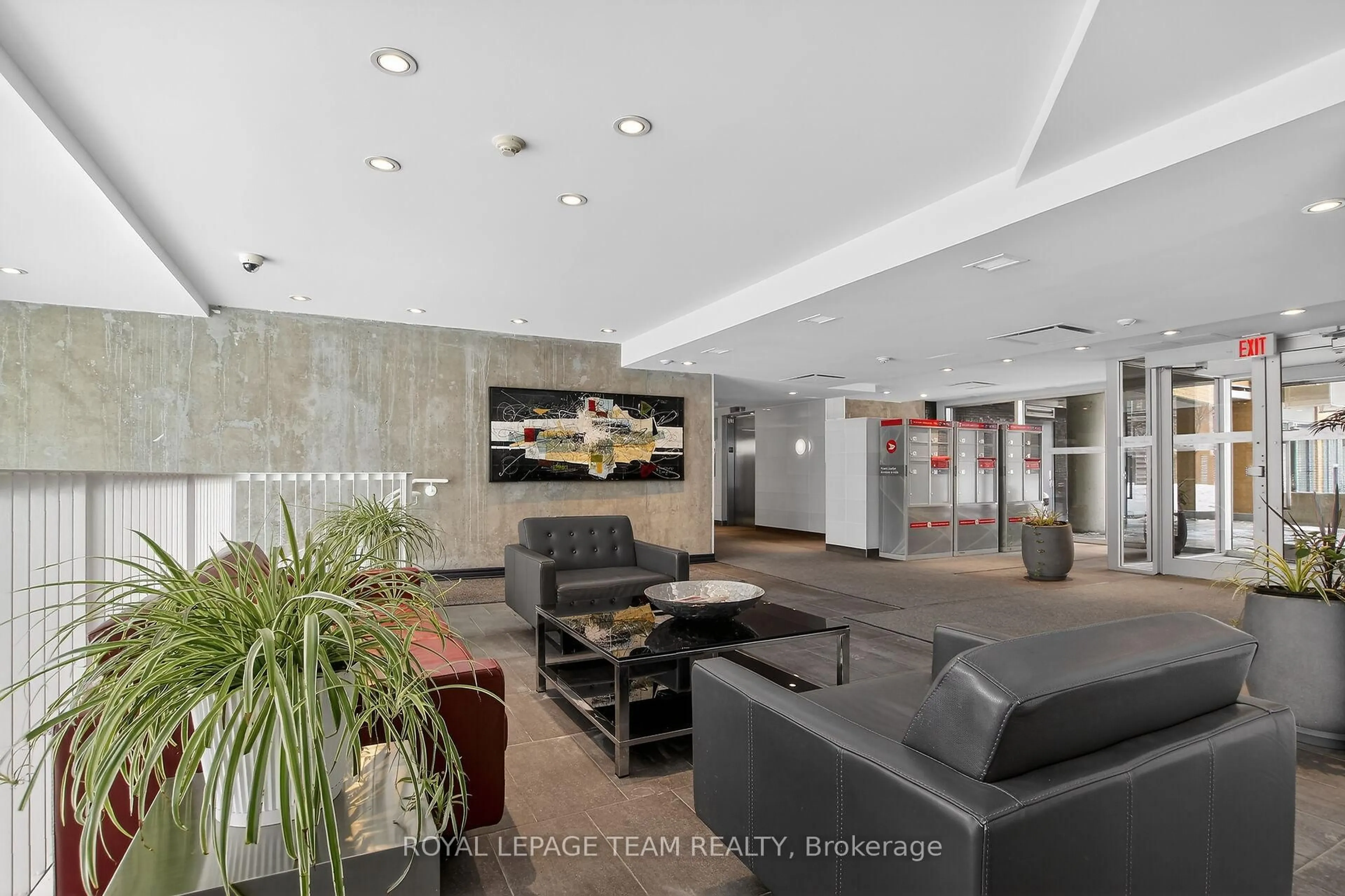 Lobby for 250 Lett St #1007, Ottawa Ontario K1R 0A8