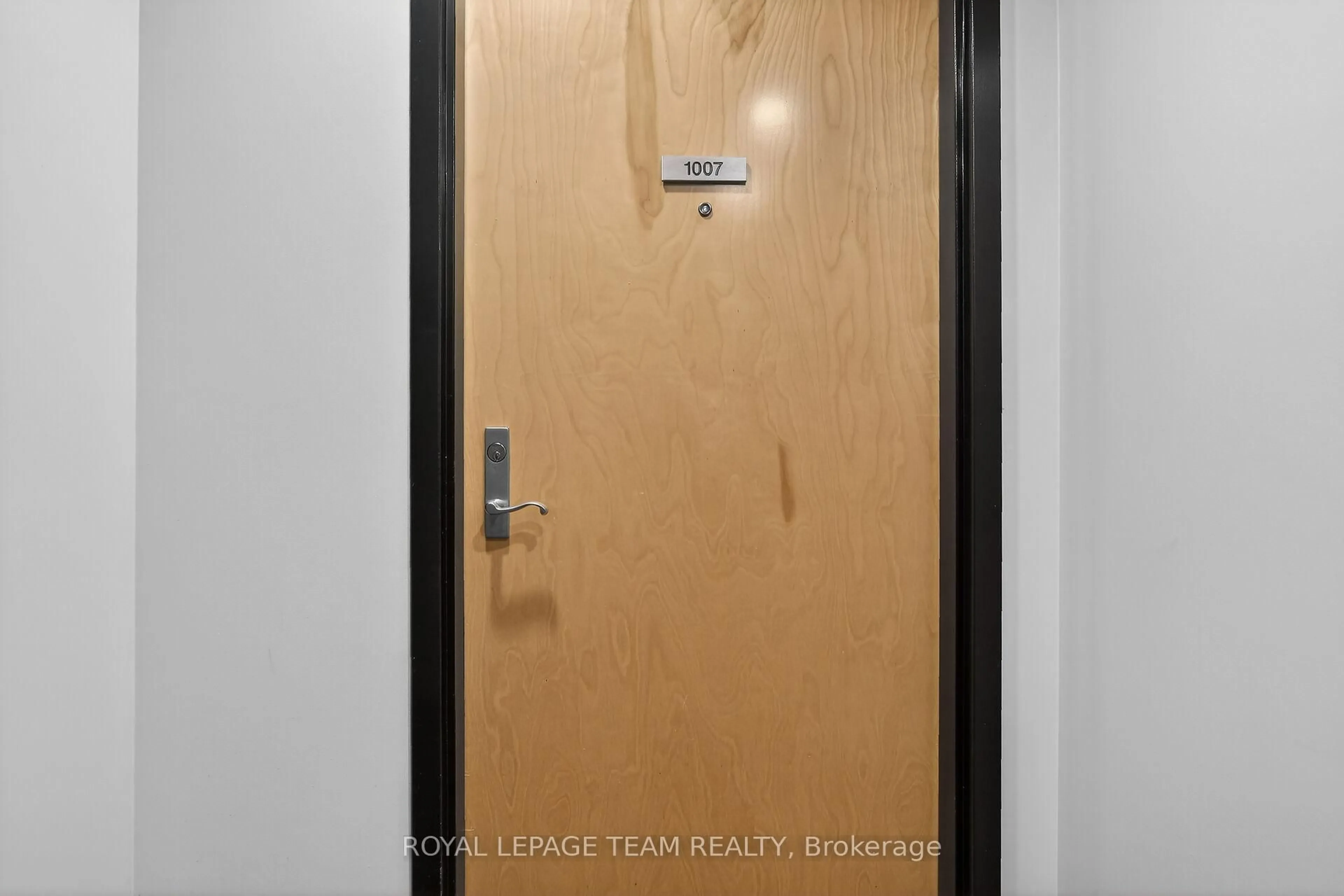 Unknown for 250 Lett St #1007, Ottawa Ontario K1R 0A8