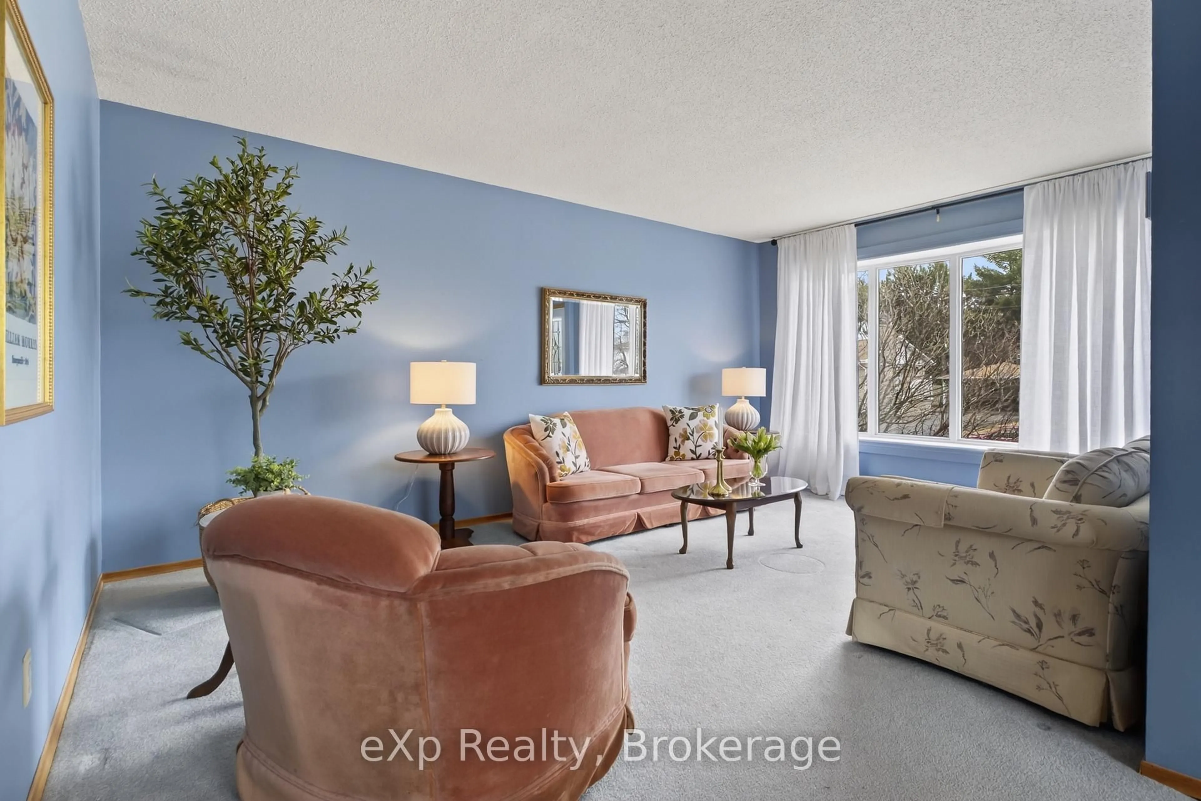 Living room with furniture, unknown for 16 Aubrey St, Greater Sudbury Ontario P0M 1M0