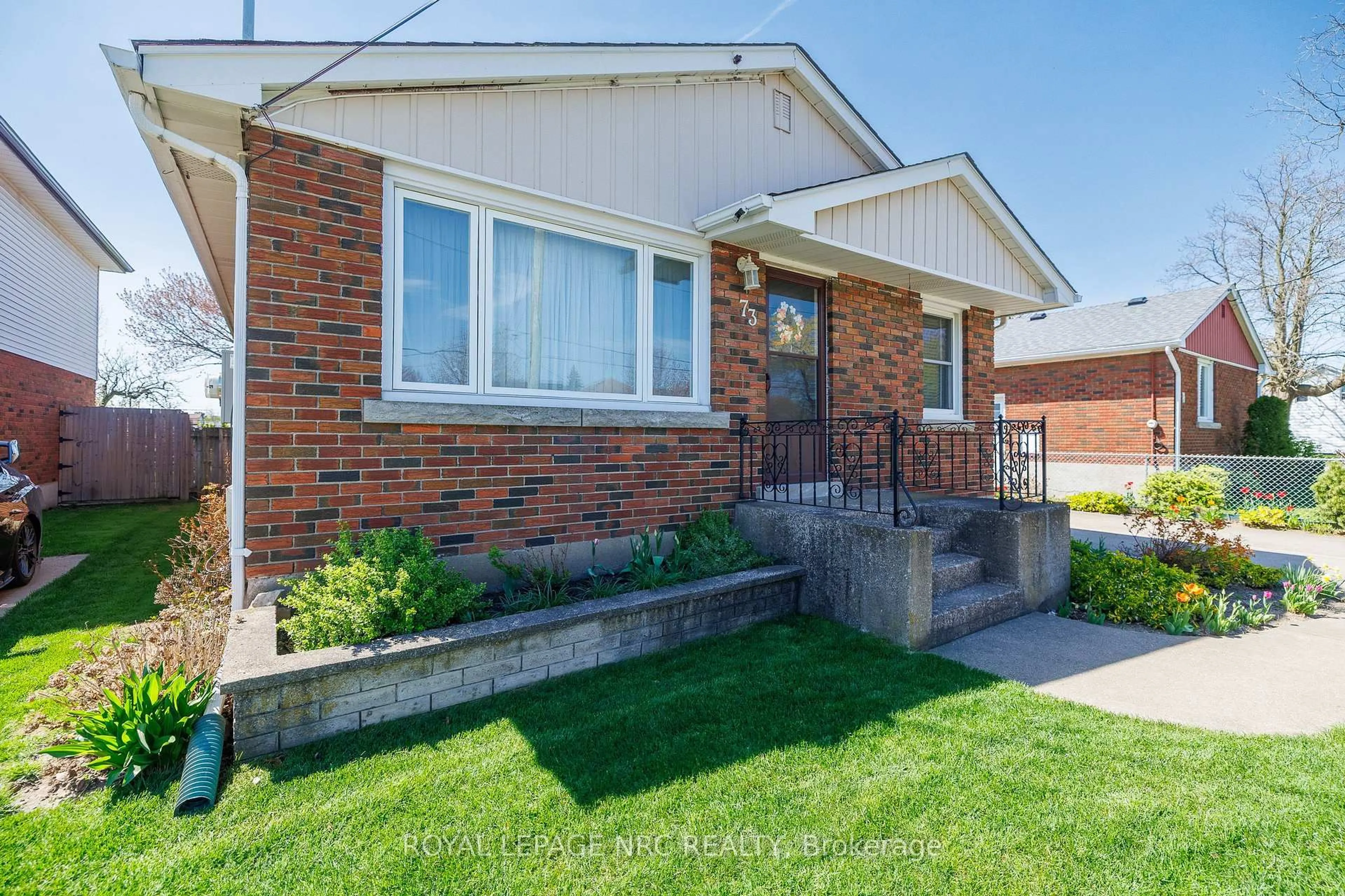Home with brick exterior material, street for 73 Queen St, Thorold Ontario L2V 3N6