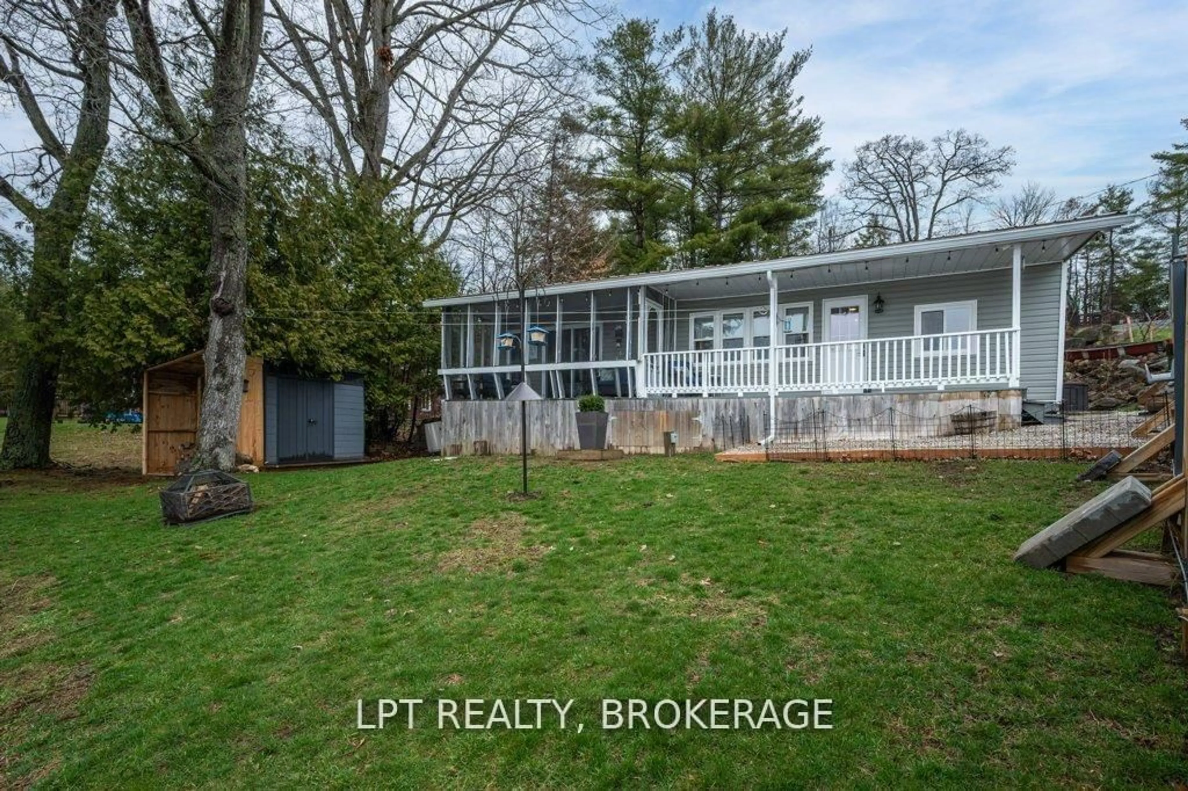 A pic from outside/outdoor area/front of a property/back of a property/a pic from drone, street for 805 Cartwrights Lane, Leeds and the Thousand Islands Ontario K0H 2N0