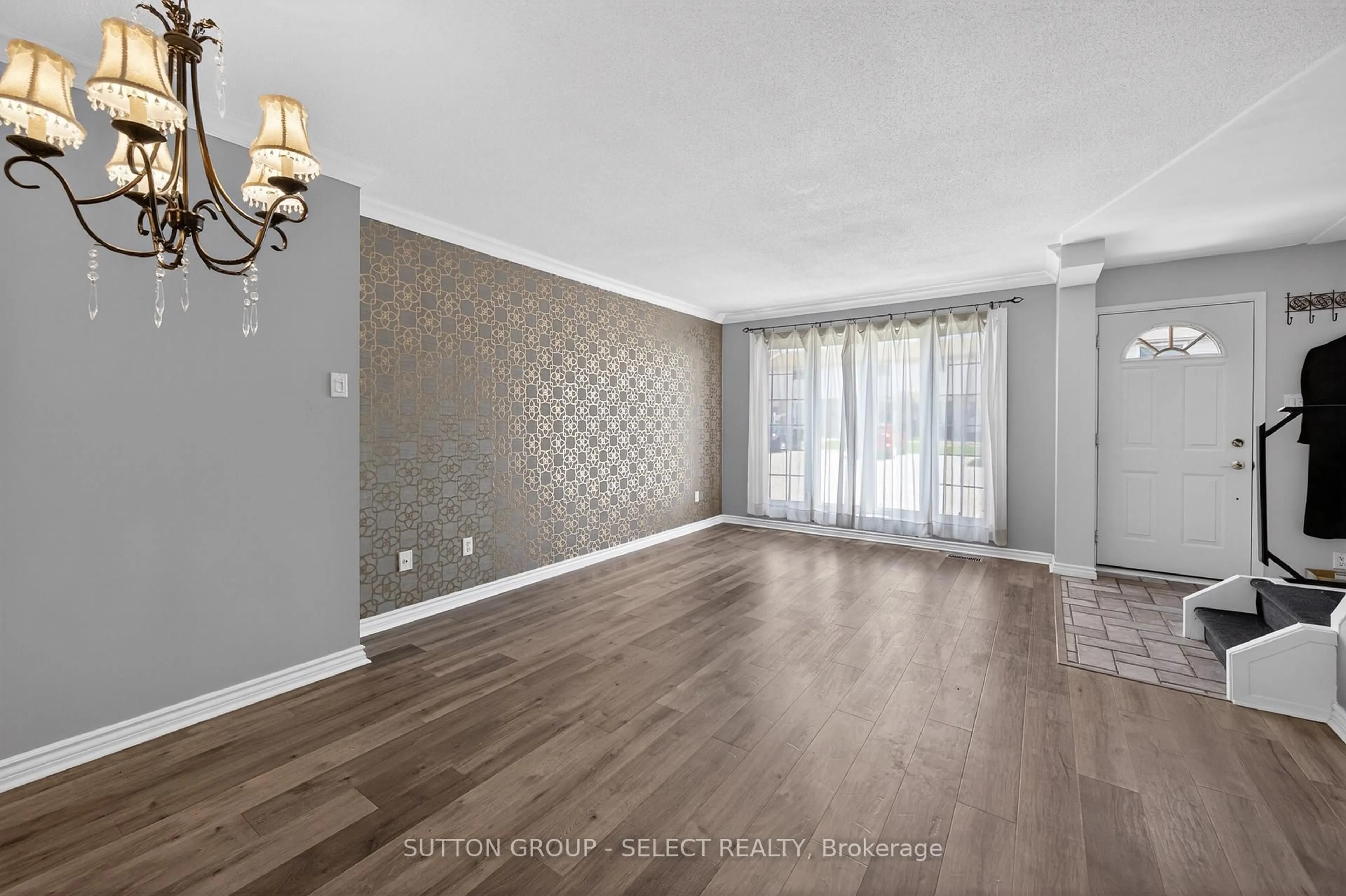 A pic of a room for 700 Exeter Rd #36, London South Ontario N6E 1L2