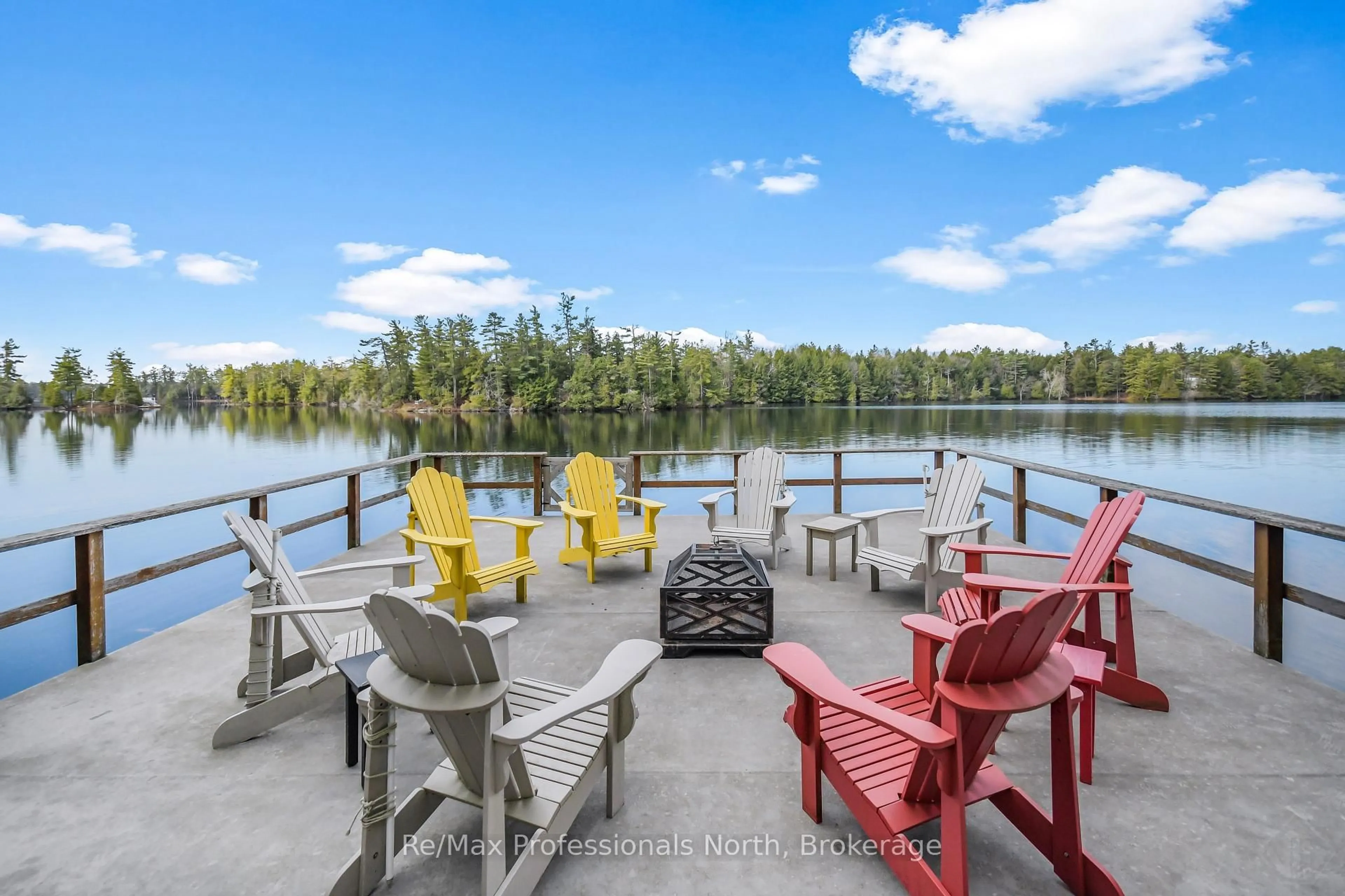 Patio, water/lake/river/ocean view for 1090 Arundel Lodge Rd #38, Muskoka Lakes Ontario P1P 1R2
