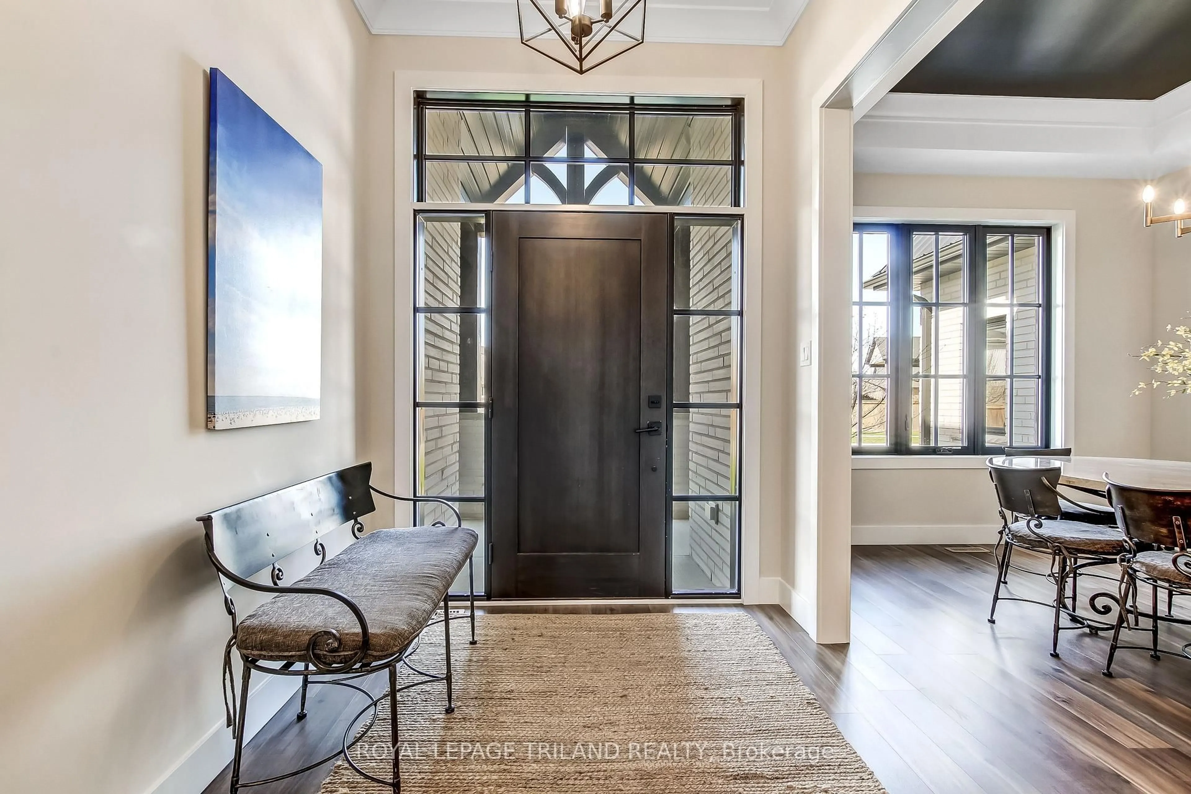 Indoor entryway for 148 Old Field Lane, Central Elgin Ontario N5L 0A9