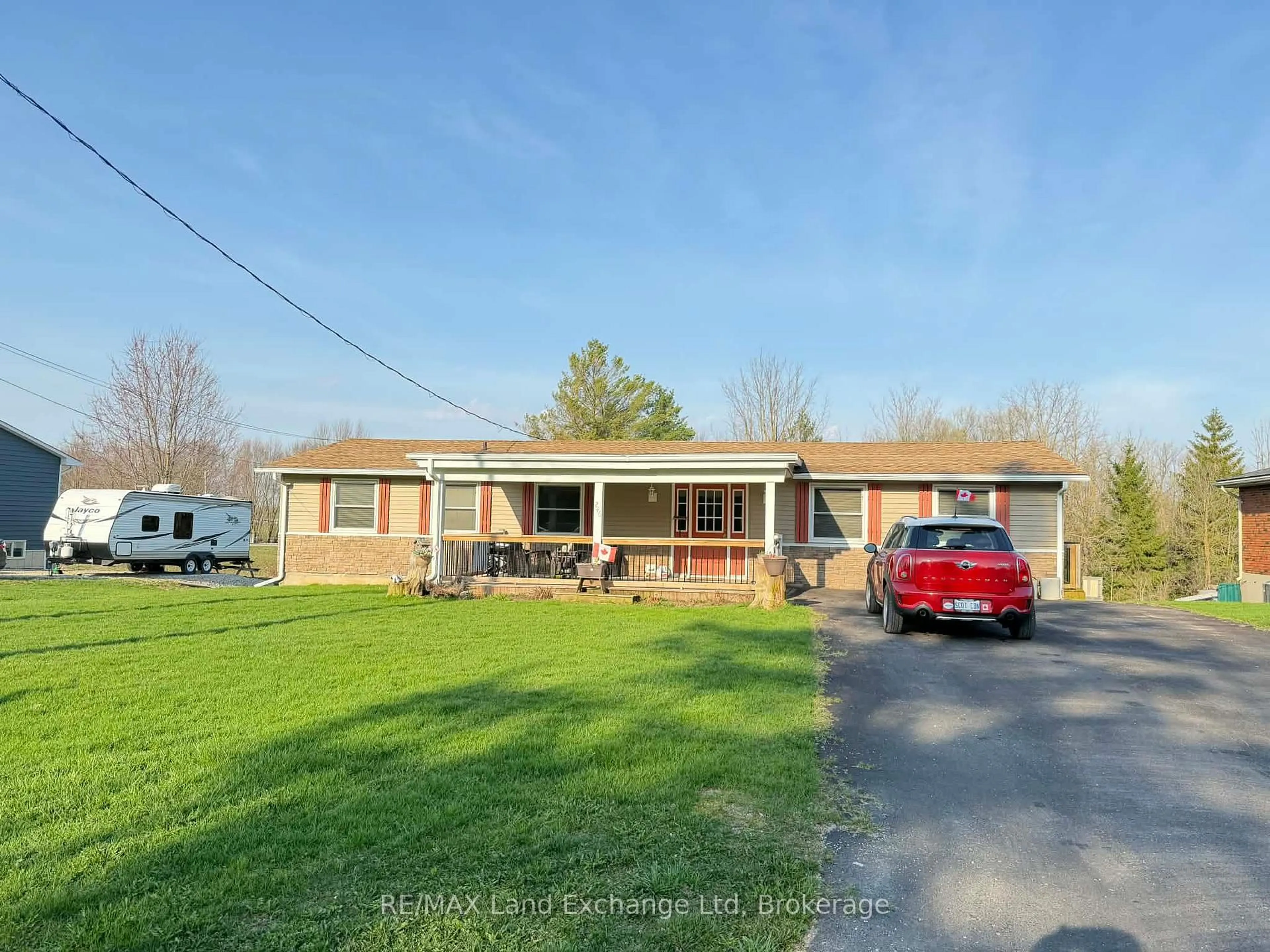 A pic from outside/outdoor area/front of a property/back of a property/a pic from drone, street for 246 Diagonal Rd, North Huron Ontario N0G 2W0