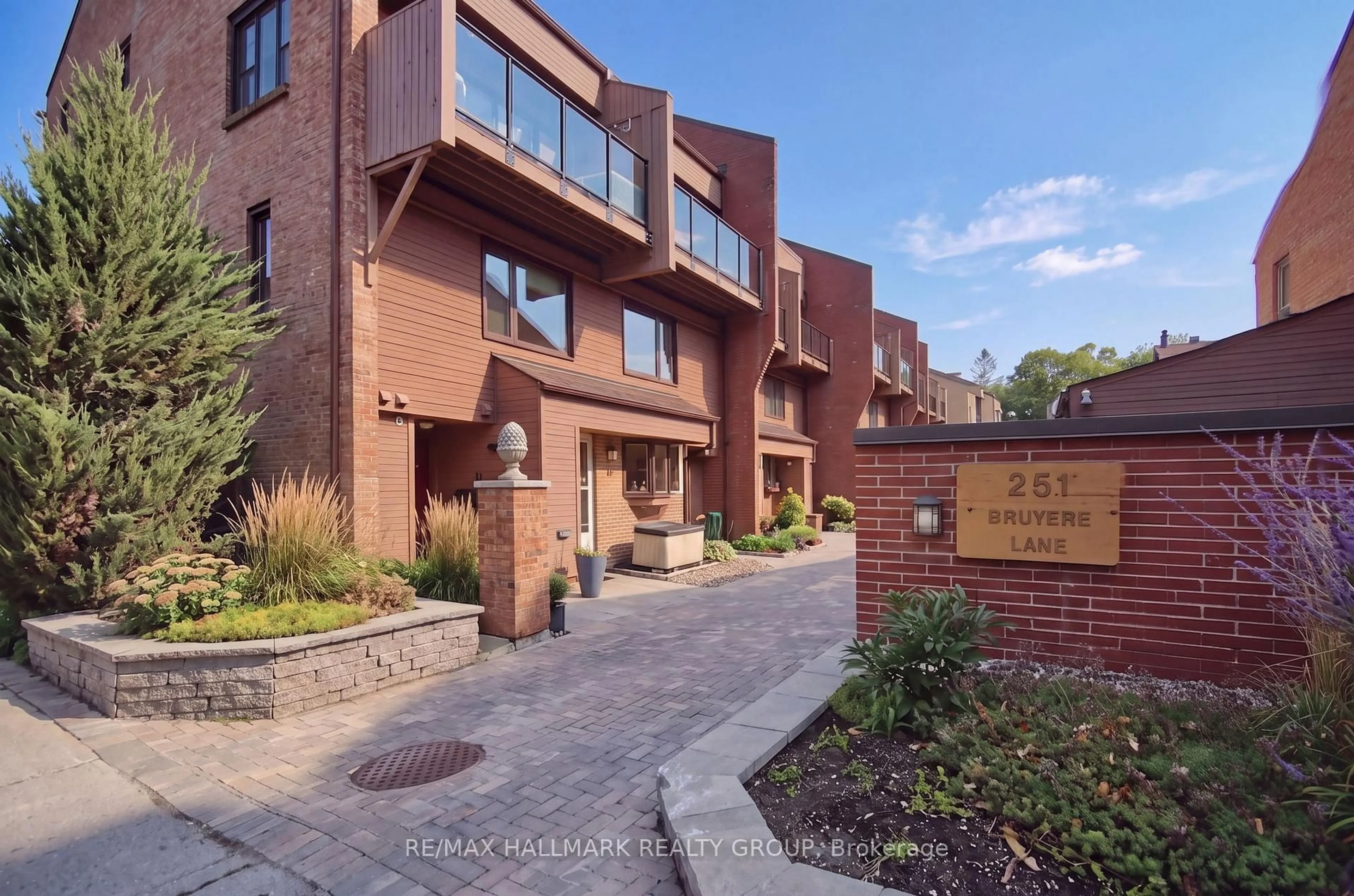 Home with brick exterior material, street for 251 Bruyere St #12, Ottawa Ontario K1N 5E5