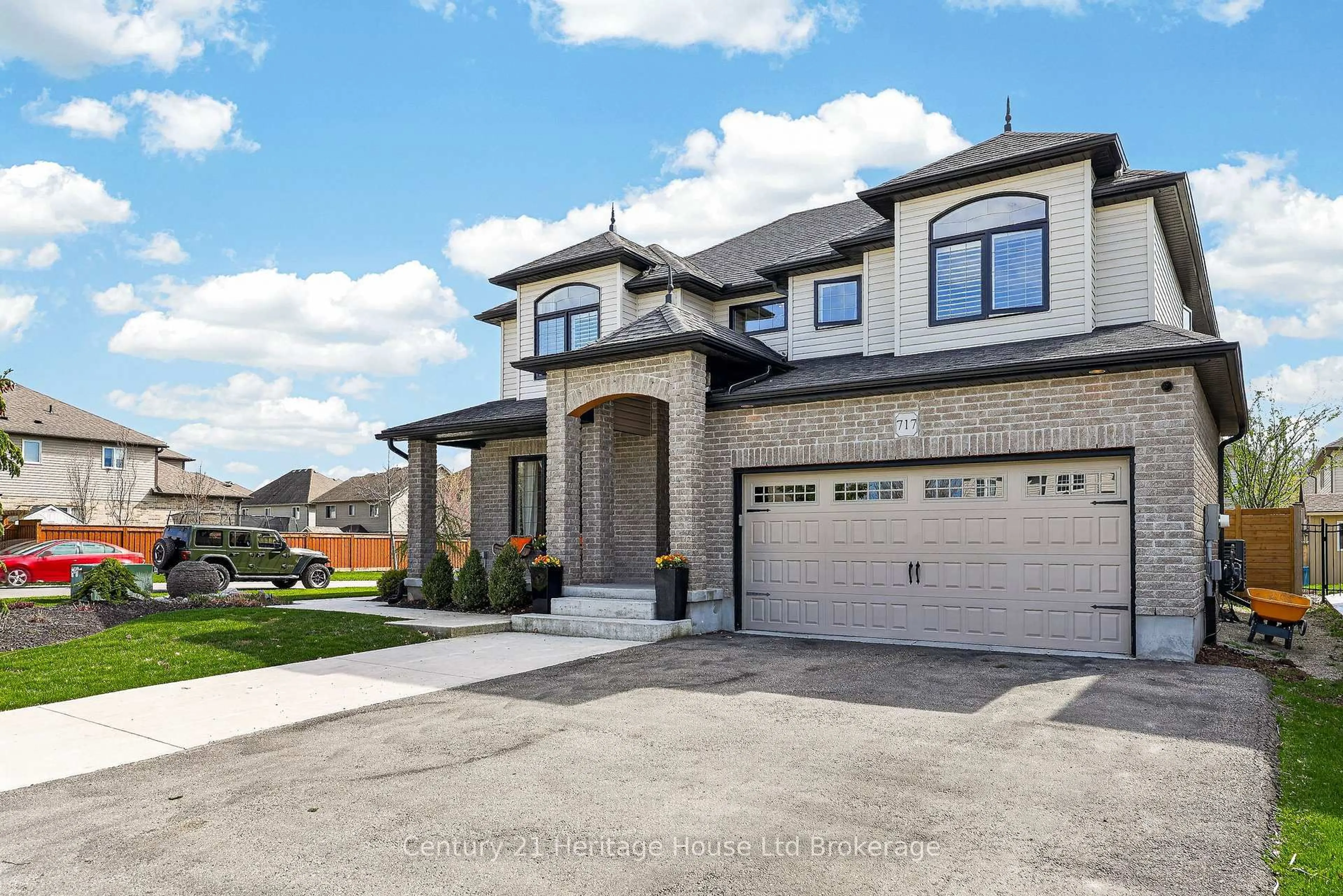 Home with brick exterior material, street for 717 Normandy Dr, Woodstock Ontario N4T 0C5