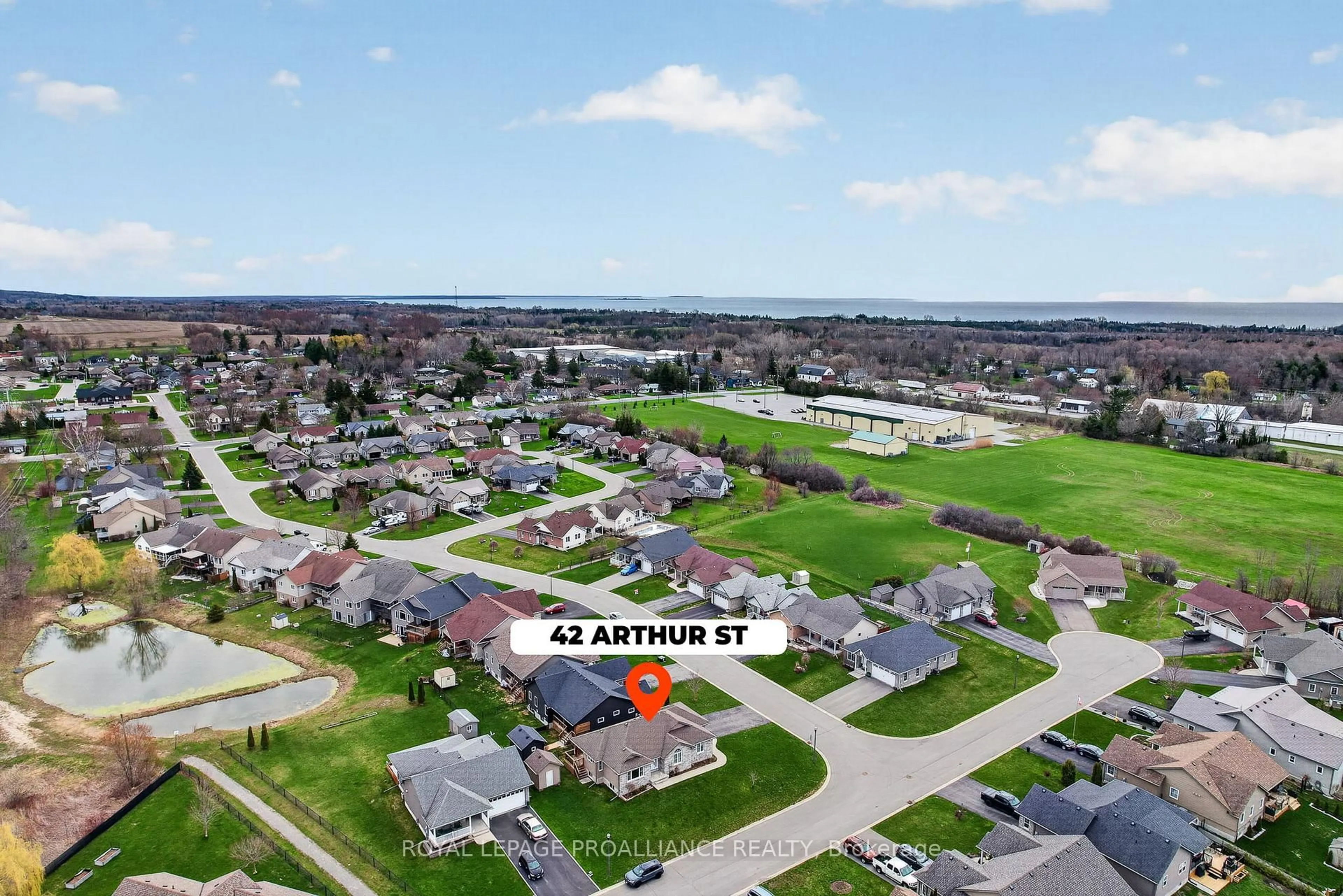 A pic from outside/outdoor area/front of a property/back of a property/a pic from drone, street for 47 Arthur St, Cramahe Ontario K0K 1S0