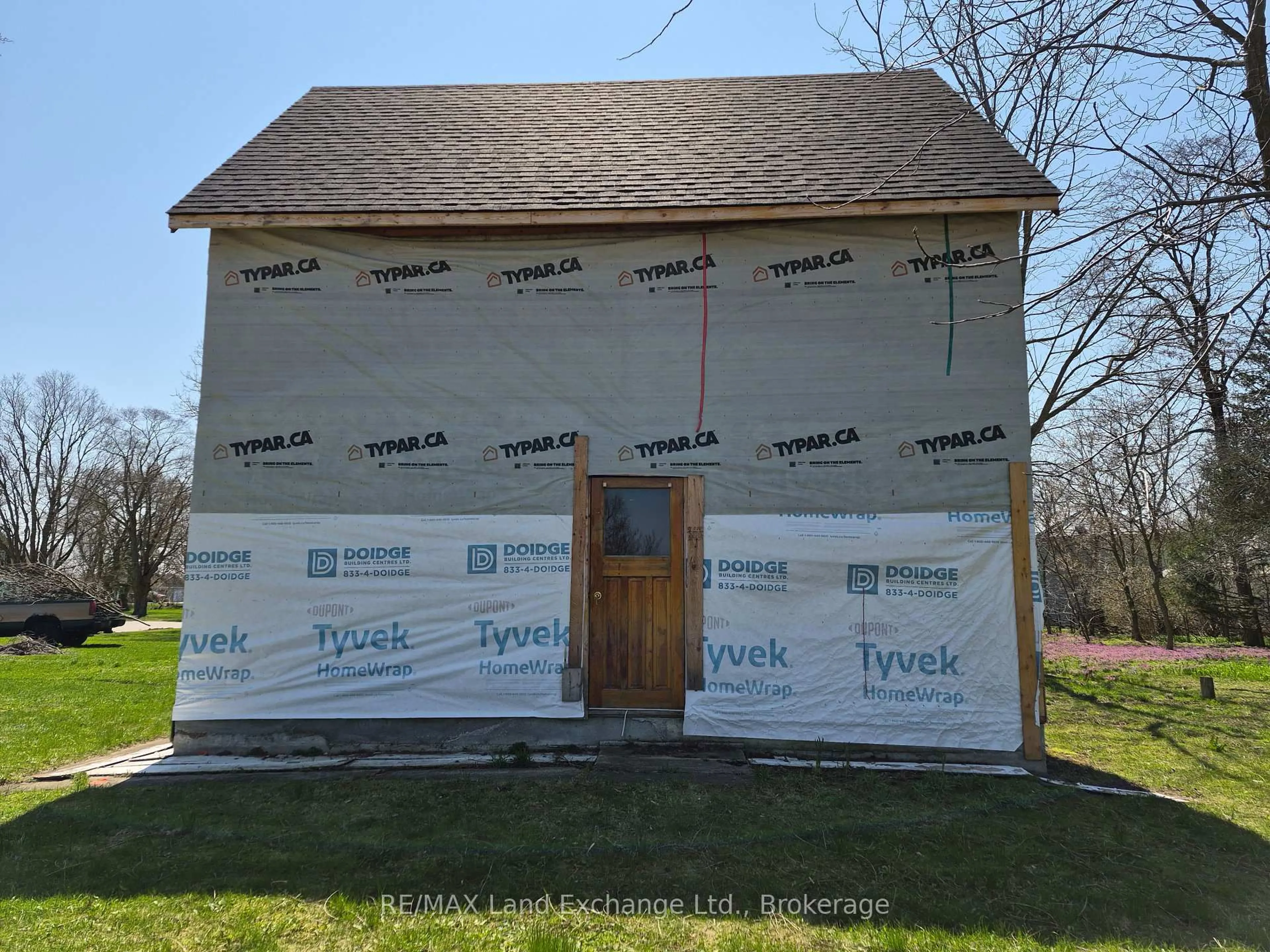 Shed for 6 Malcolm St, Huron-Kinloss Ontario N0G 2R0