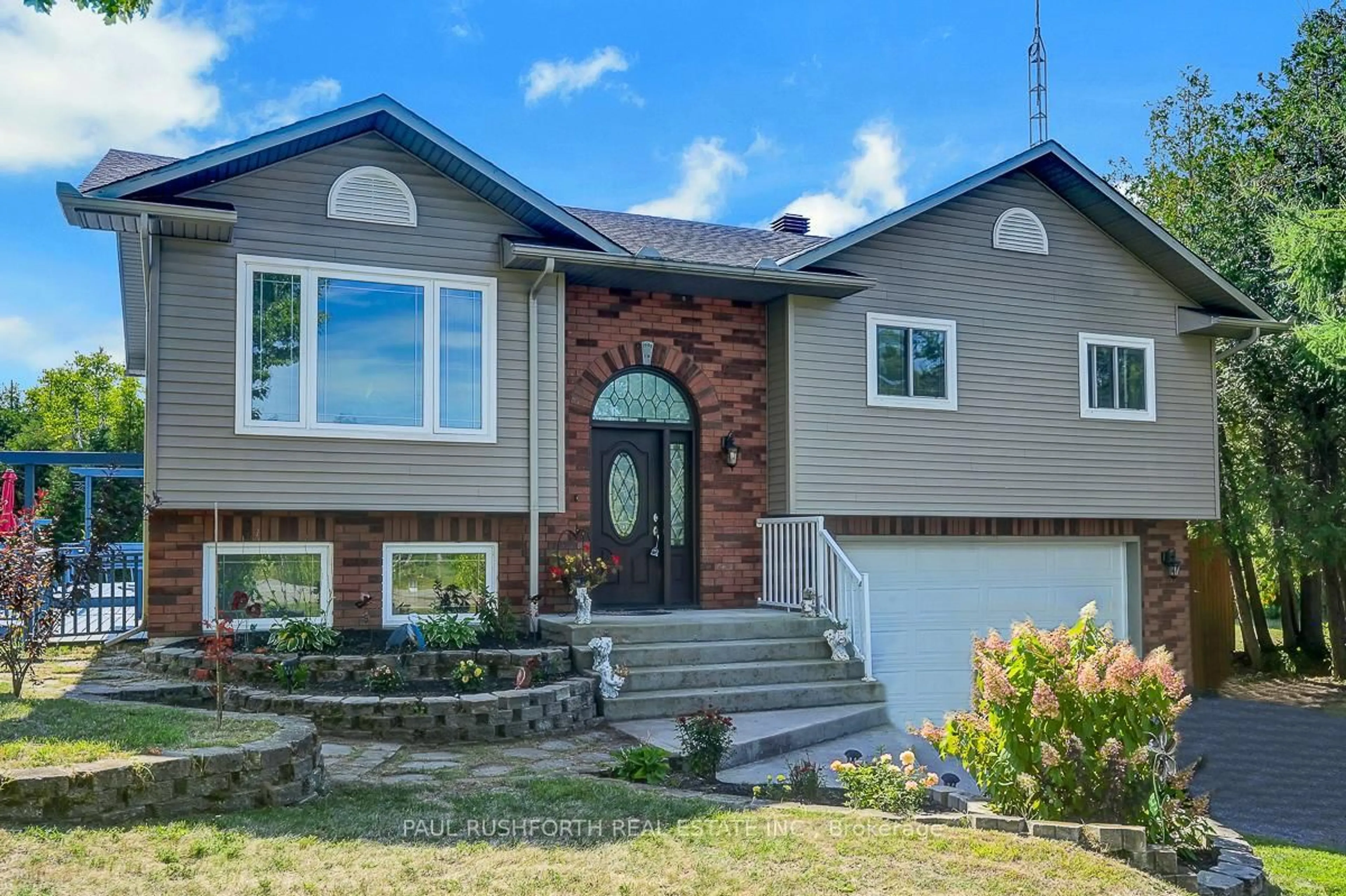 Home with vinyl exterior material, street for 242 County 41 Rd, Merrickville-Wolford Ontario K0G 1N0