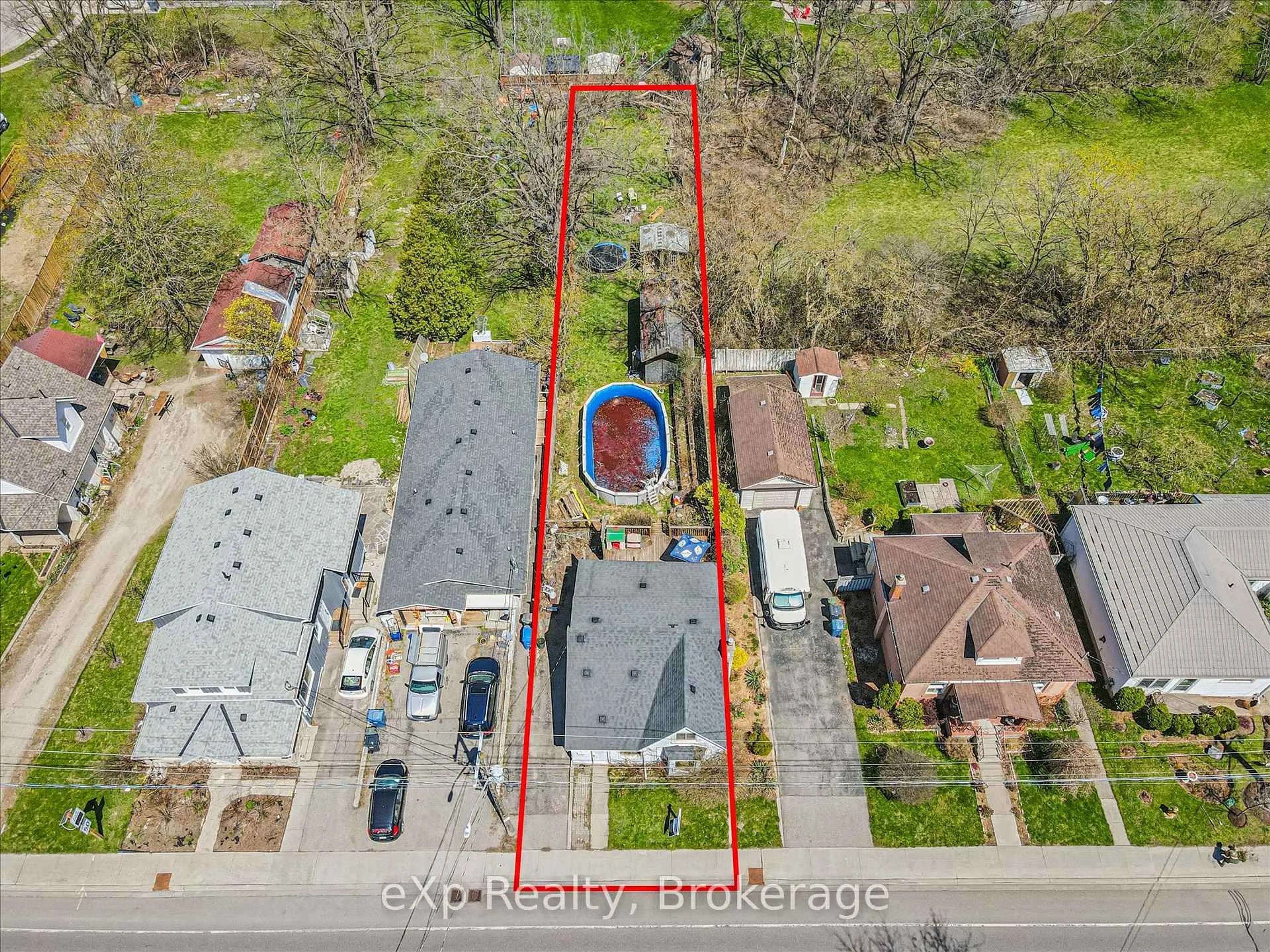 A pic from outside/outdoor area/front of a property/back of a property/a pic from drone, street for 103 STEVENSON St, Guelph Ontario N1E 5A6