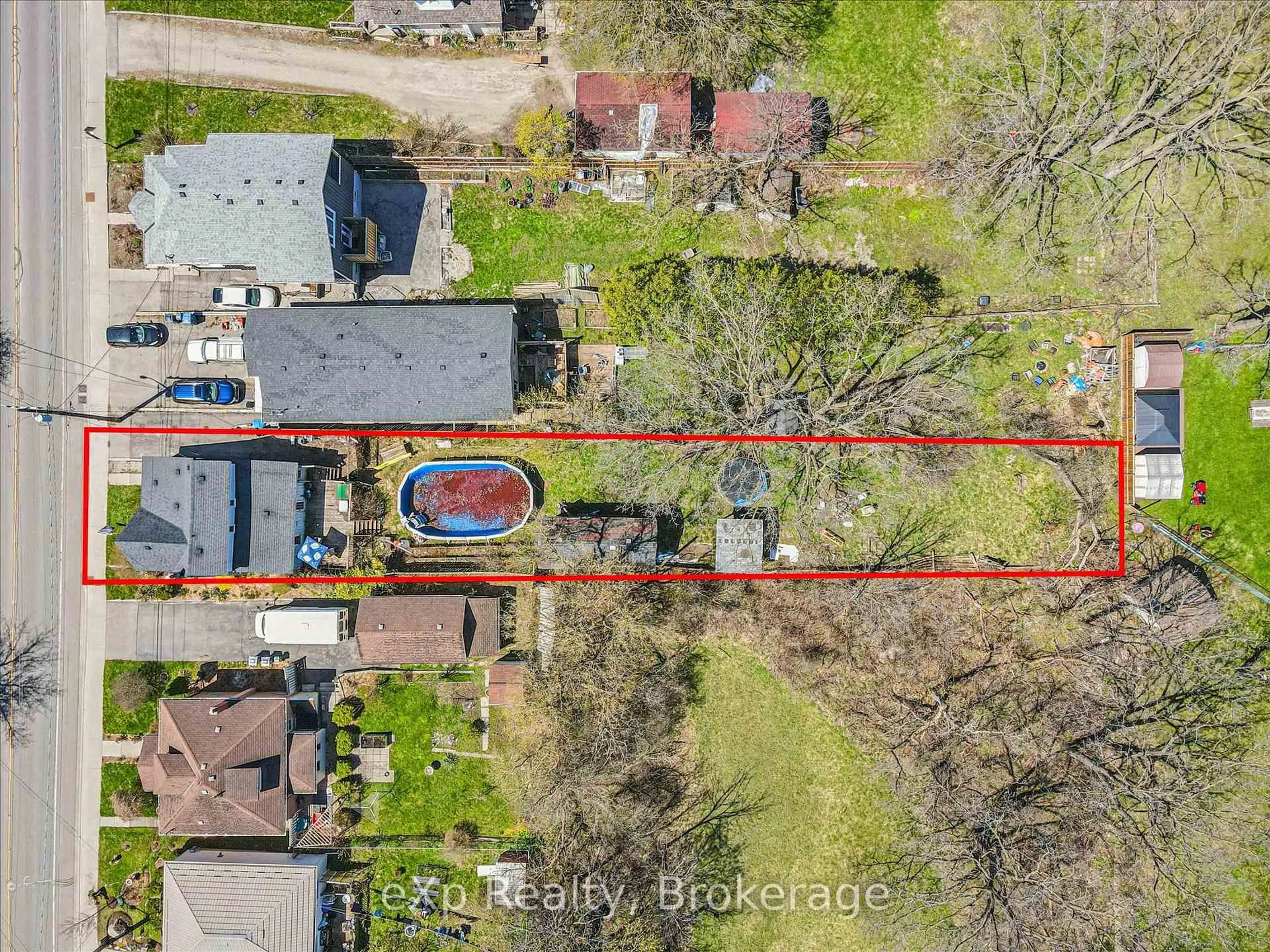 A pic from outside/outdoor area/front of a property/back of a property/a pic from drone, street for 103 STEVENSON St, Guelph Ontario N1E 5A6