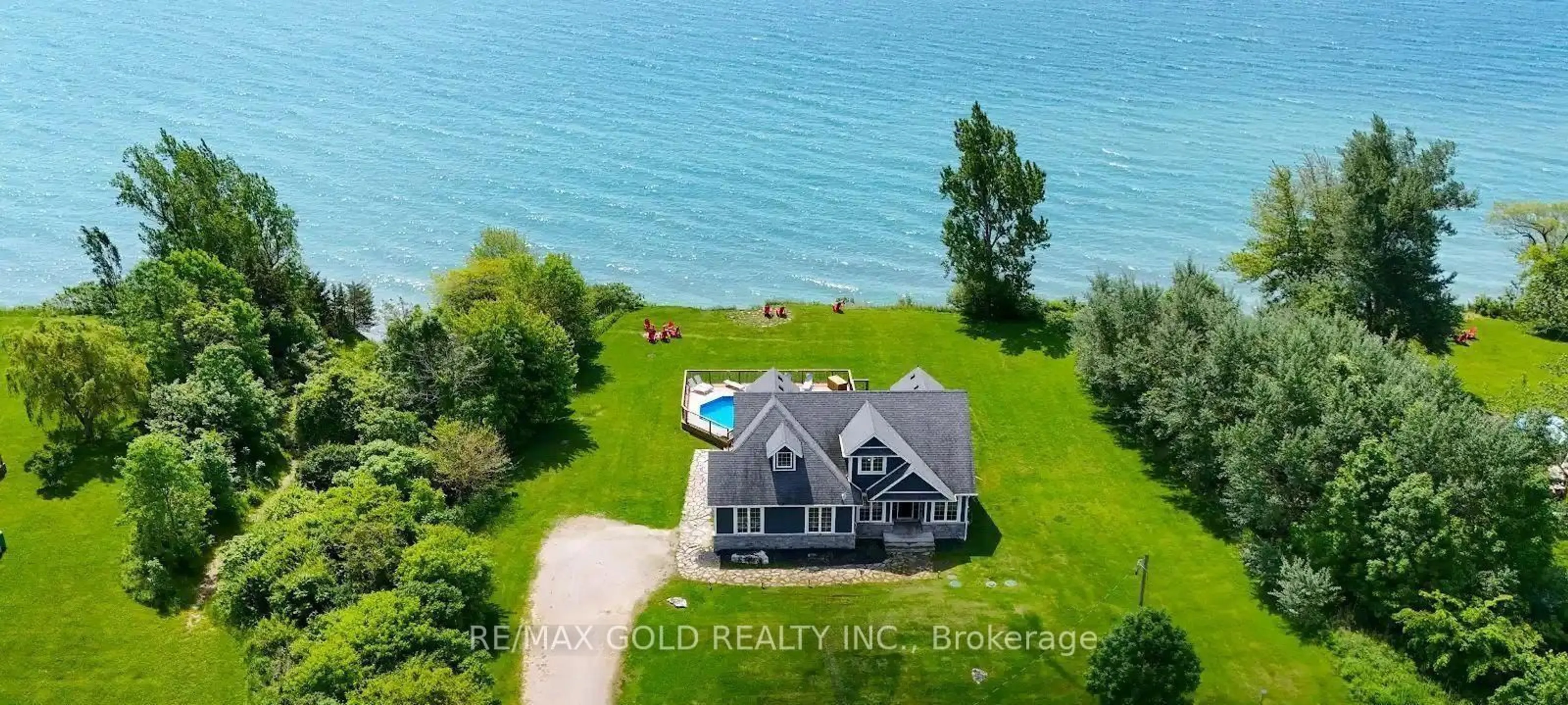 A pic from outside/outdoor area/front of a property/back of a property/a pic from drone, water/lake/river/ocean view for 1932 Ocean Blvd, Chatham-Kent Ontario N0P 2P0