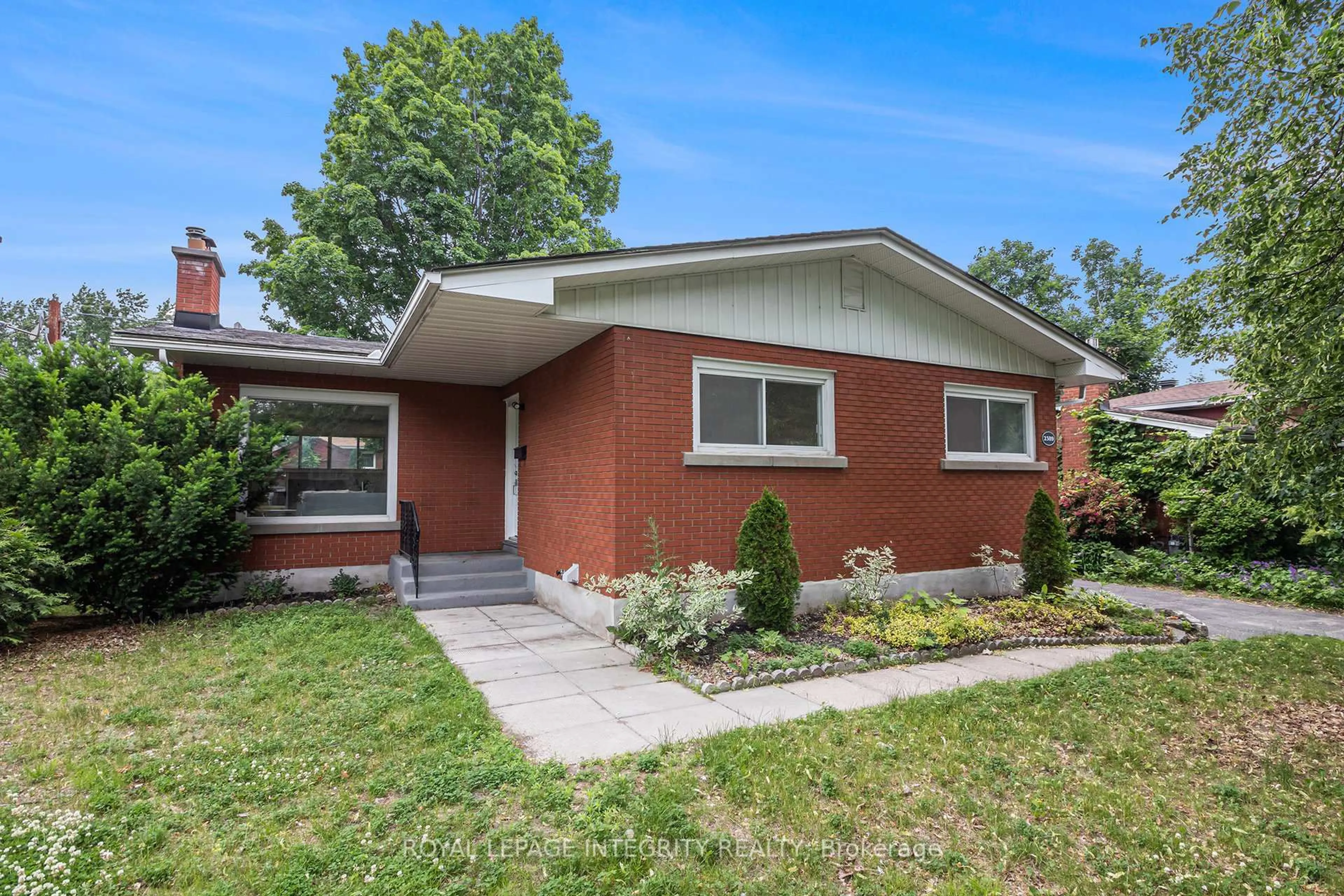 Home with brick exterior material, street for 2389 Sheldon Ave, Ottawa Ontario K2C 1K4