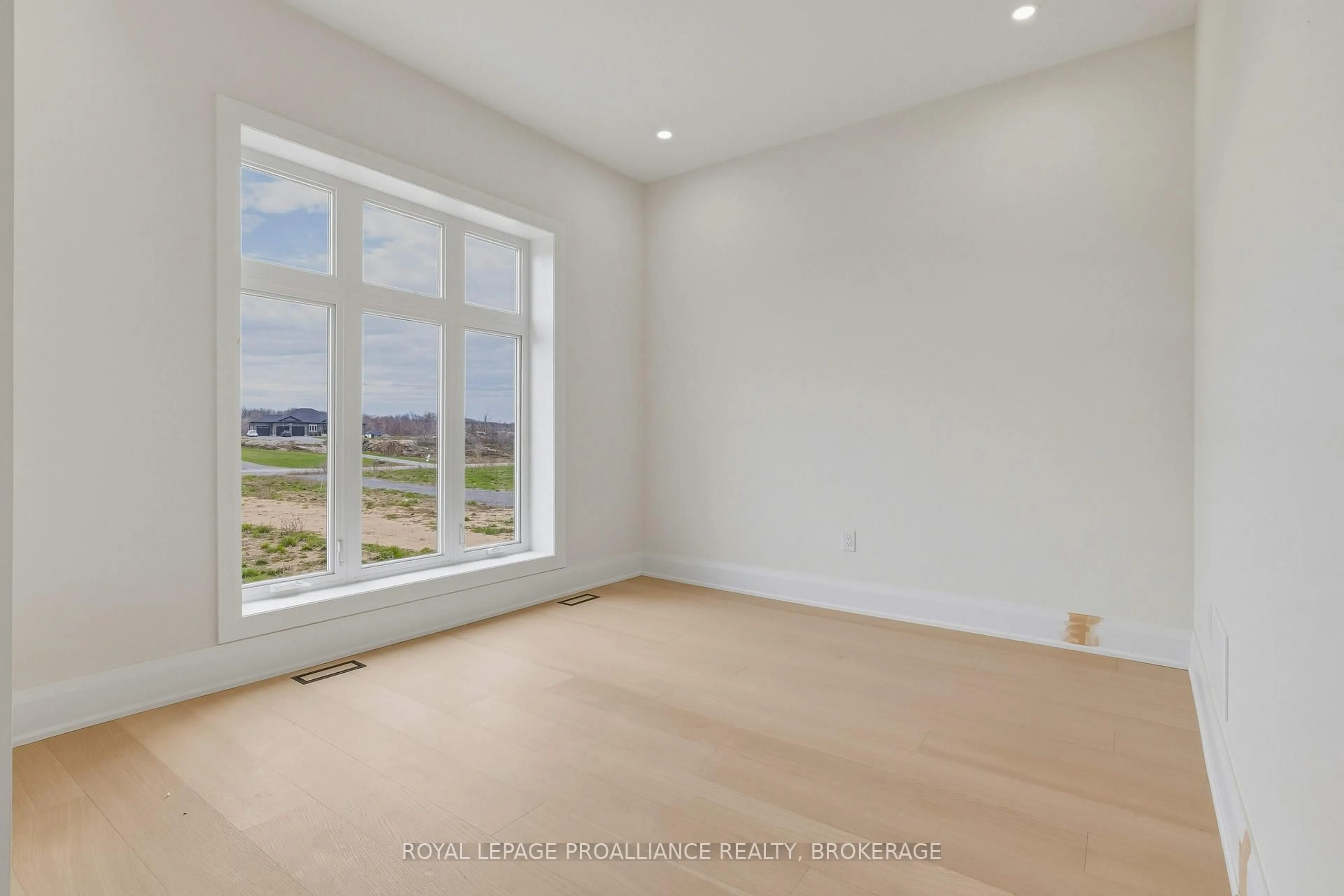 A pic of a room for 138 Hineman St, Kingston Ontario K7L 0G2