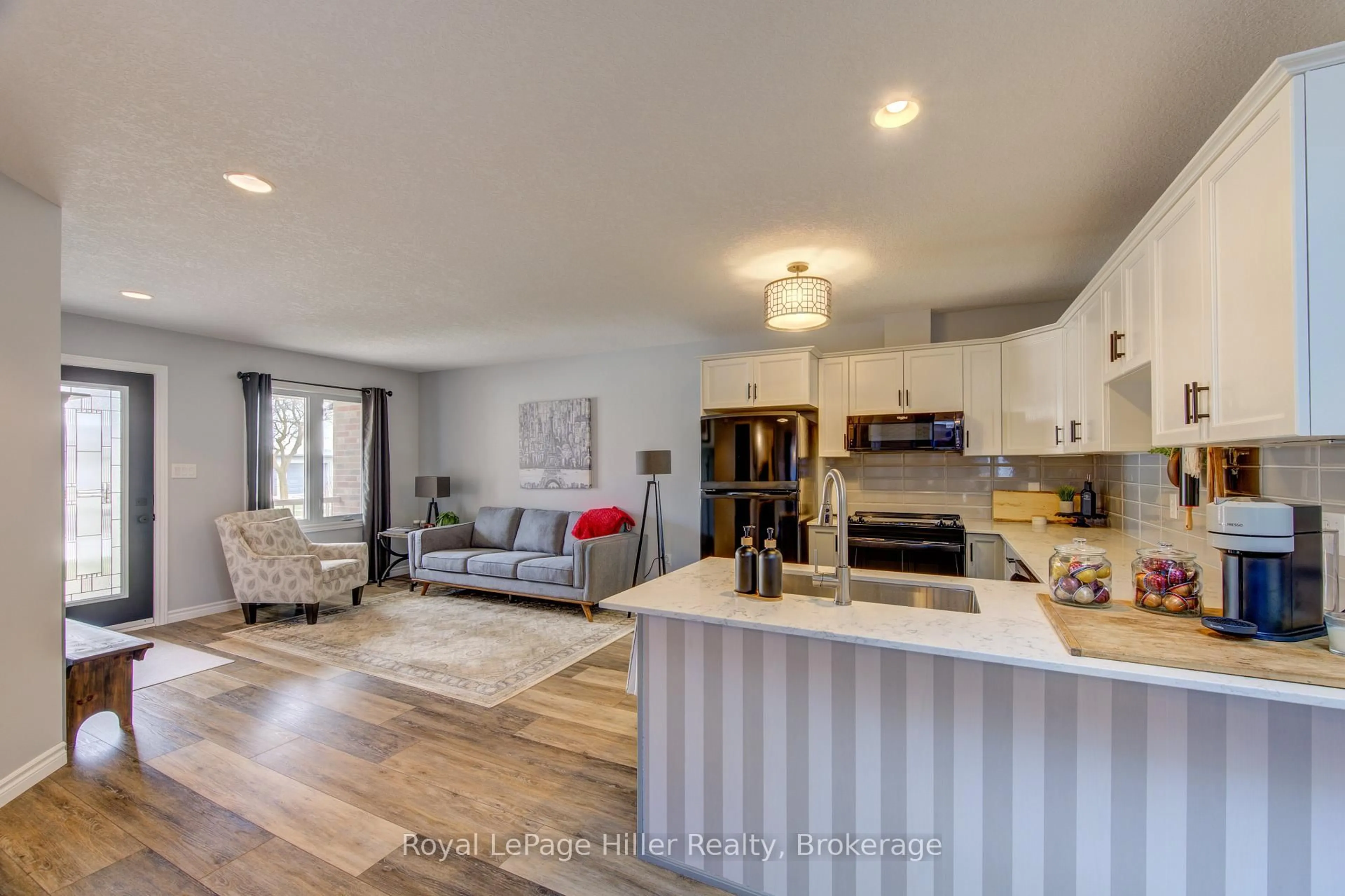 Open concept kitchen, unknown for 101 Wingfield Ave, Stratford Ontario N5A 7R5