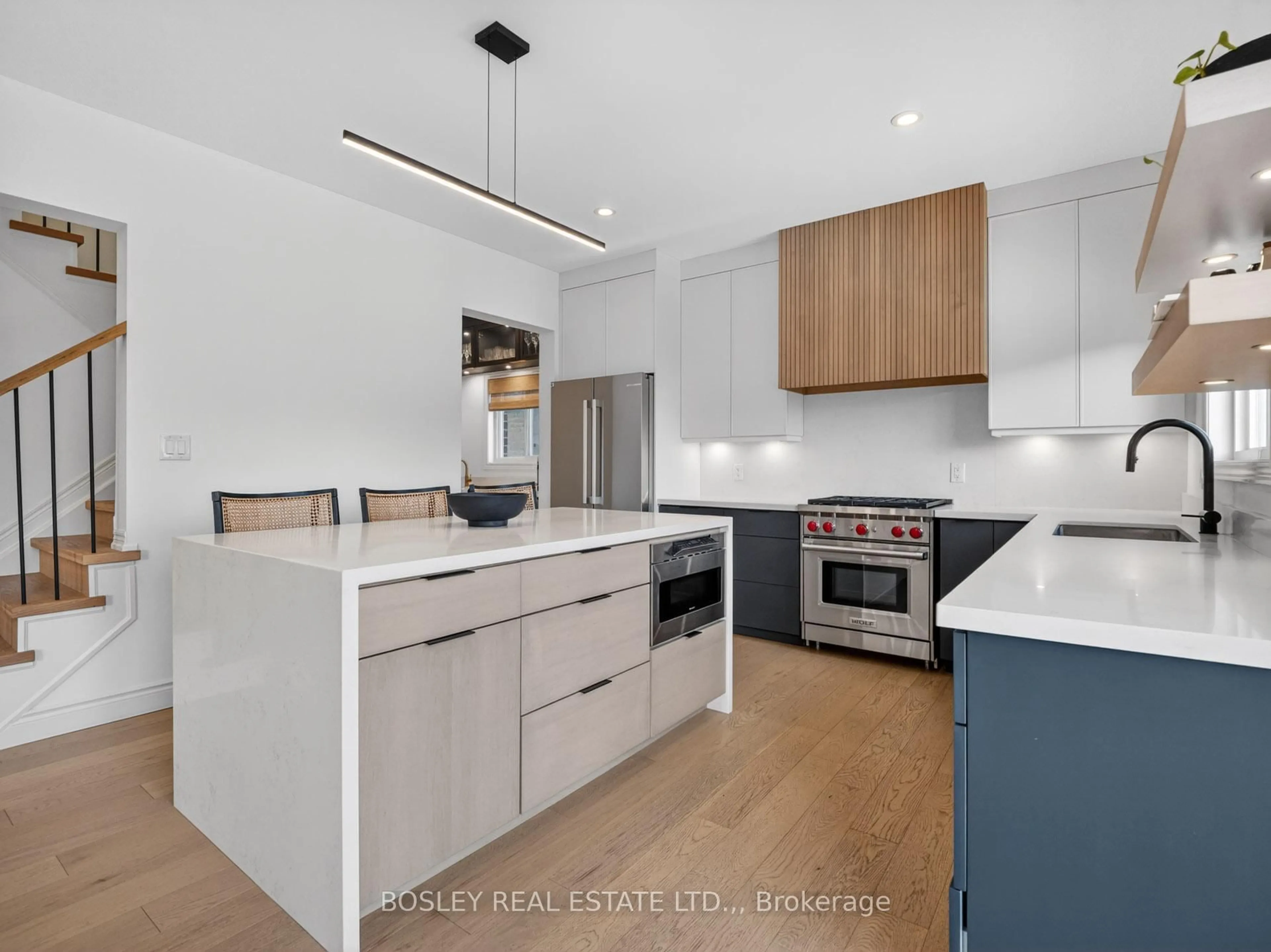 Open concept kitchen, unknown for 75 Bergenstein Cres, Pelham Ontario L3E 0A1