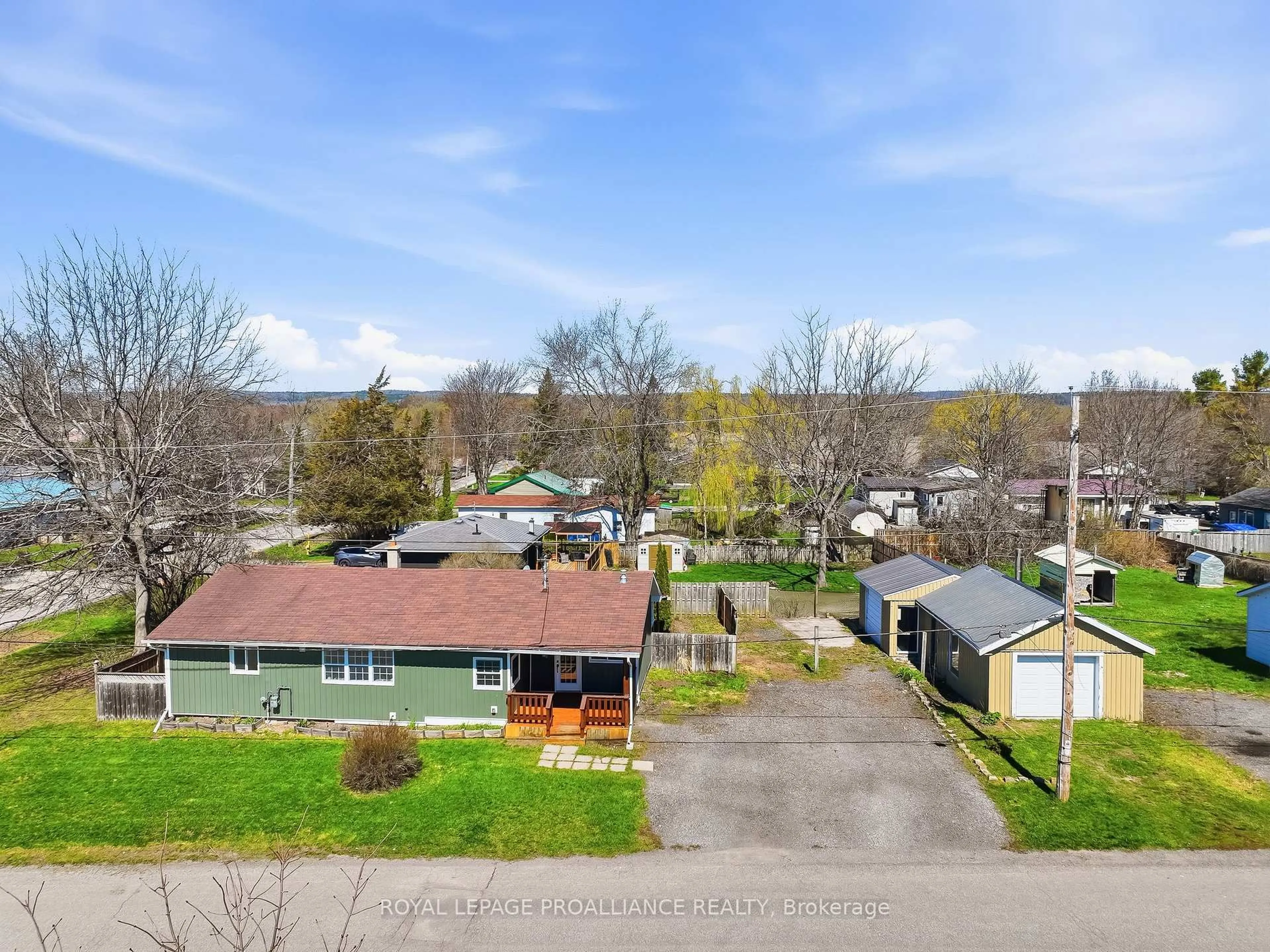 A pic from outside/outdoor area/front of a property/back of a property/a pic from drone, street for 163 Baldwin St, Brighton Ontario K0K 1H0
