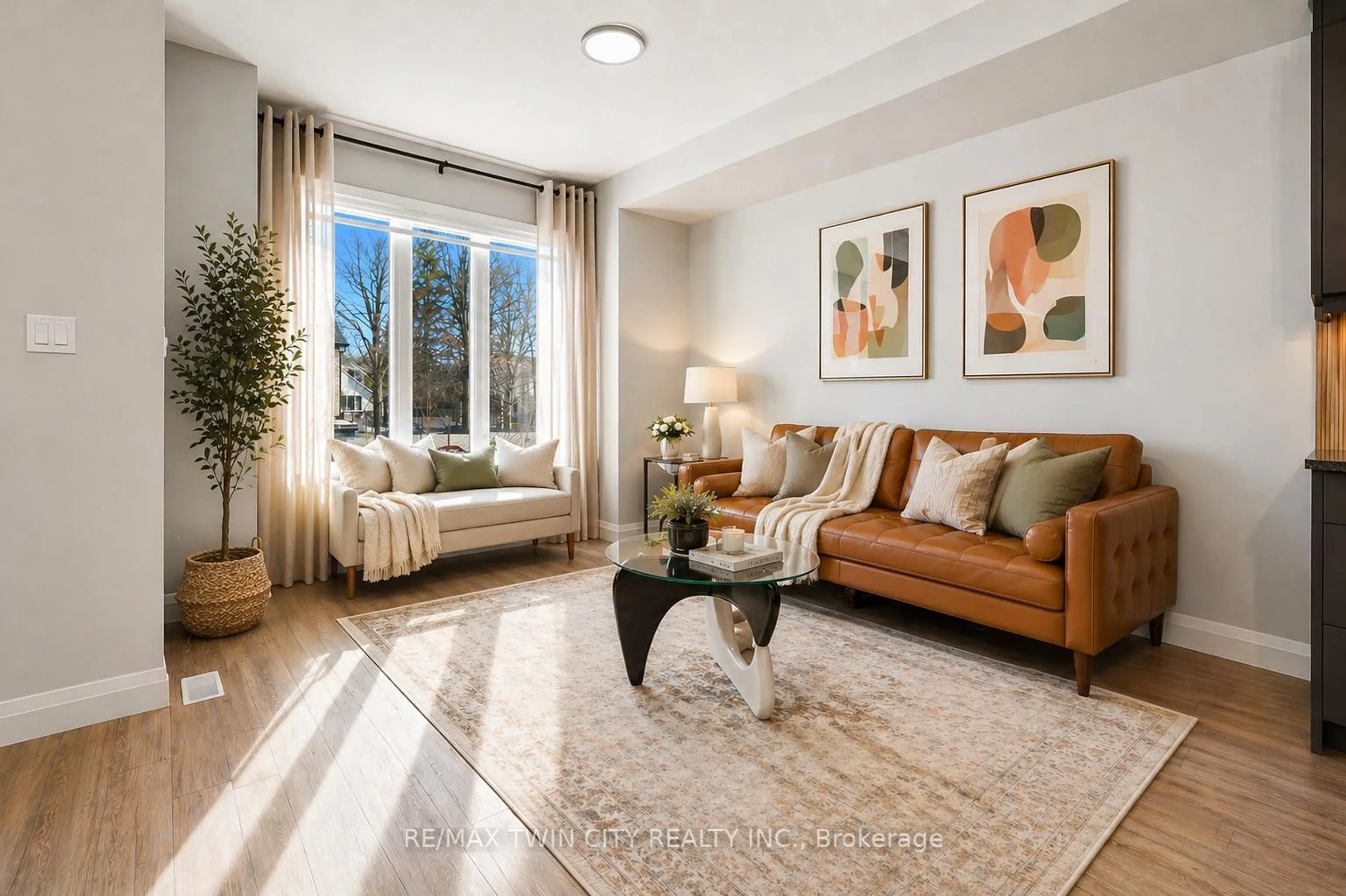 Living room with furniture, unknown for 143 Elgin St #84, Cambridge Ontario N1R 0E1