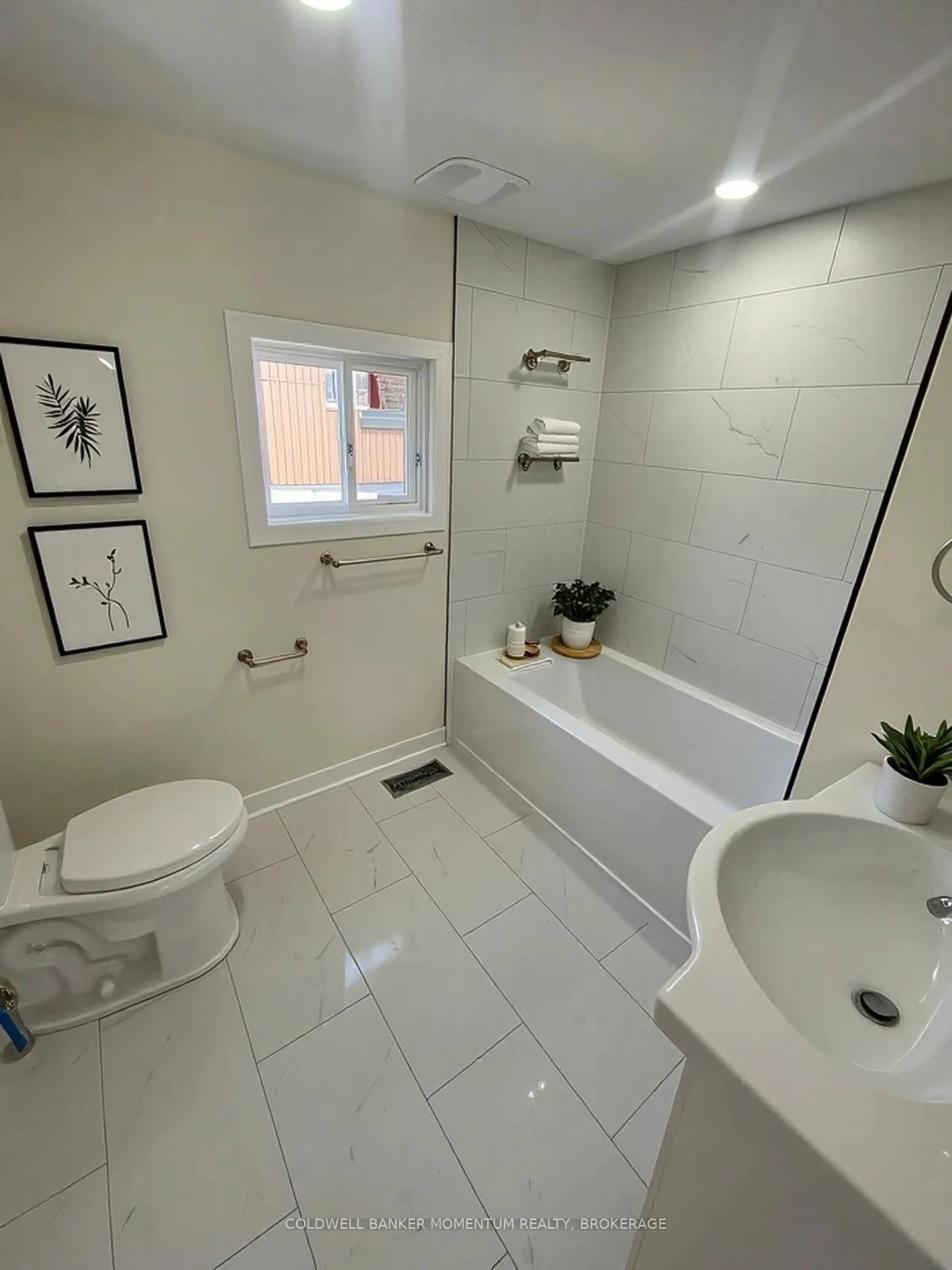 Contemporary bathroom, ceramic/tile floor for 51 Rykert St, St. Catharines Ontario L2S 1Z2