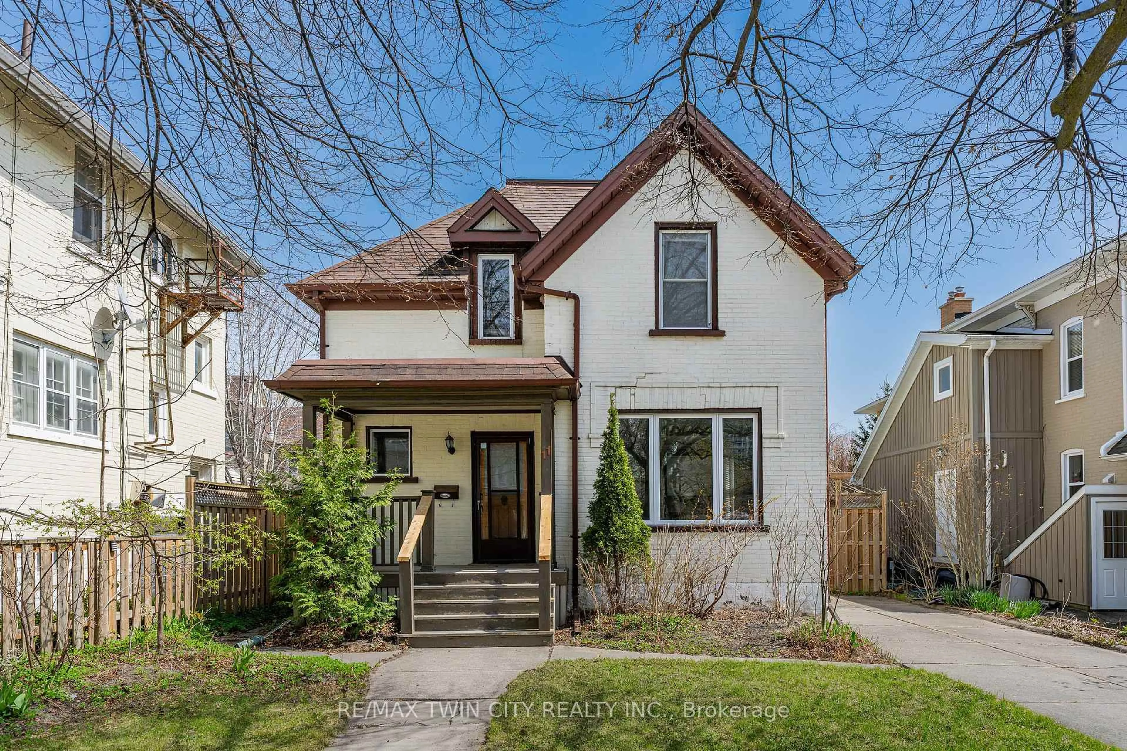 Home with brick exterior material, street for 11 Heins Ave, Kitchener Ontario N2G 1Z7