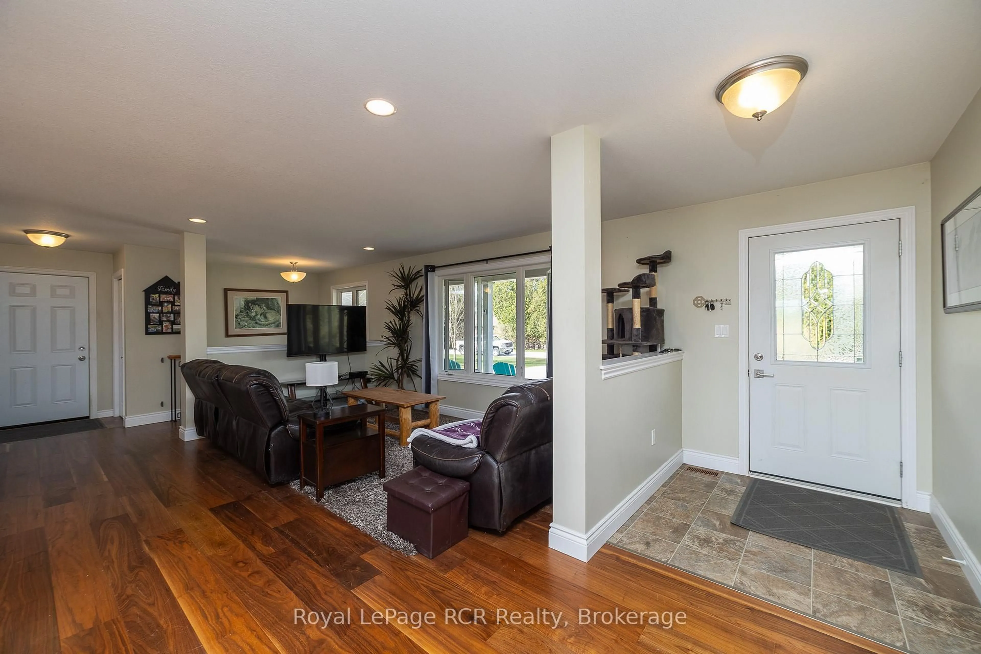 Unknown for 123 Douglas St, Chatsworth Ontario N0H 2V0