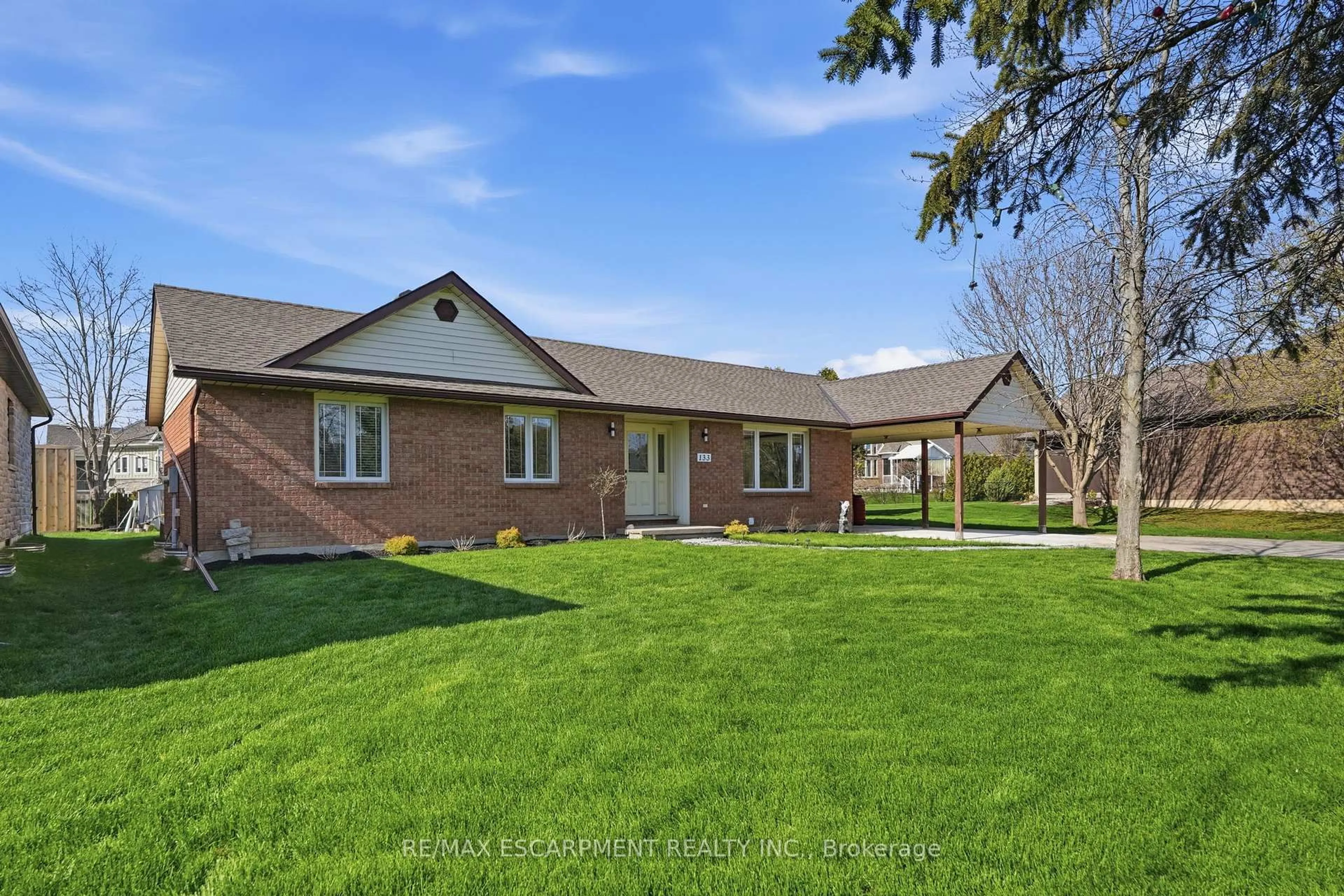 Home with brick exterior material, street for 133 New Lakeshore Rd, Norfolk Ontario N0A 1N3