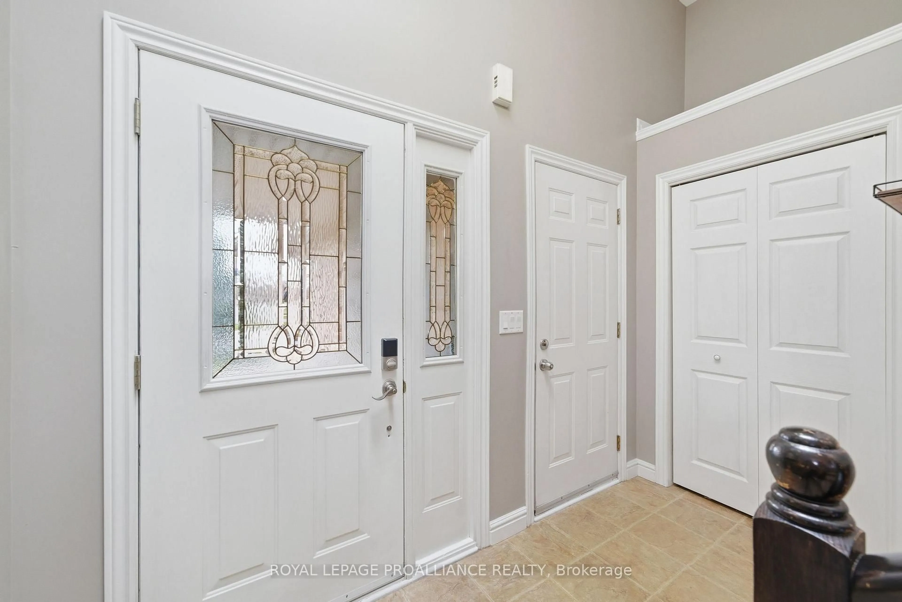 Indoor entryway for 57 Finch Dr, Belleville Ontario K8P 5M6