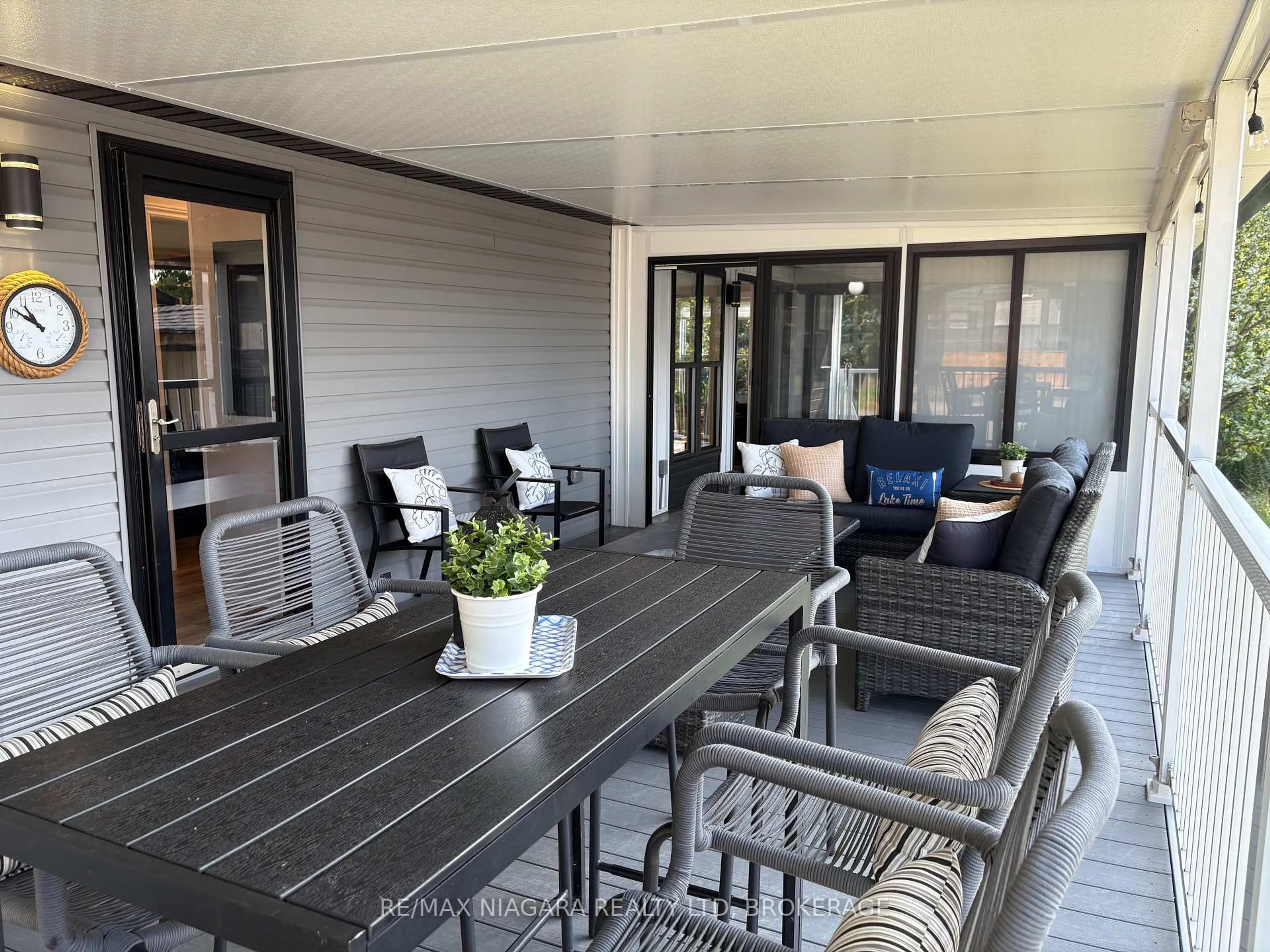 Patio, unknown for 139 Wyldewood, Port Colborne Ontario L0S 1R0