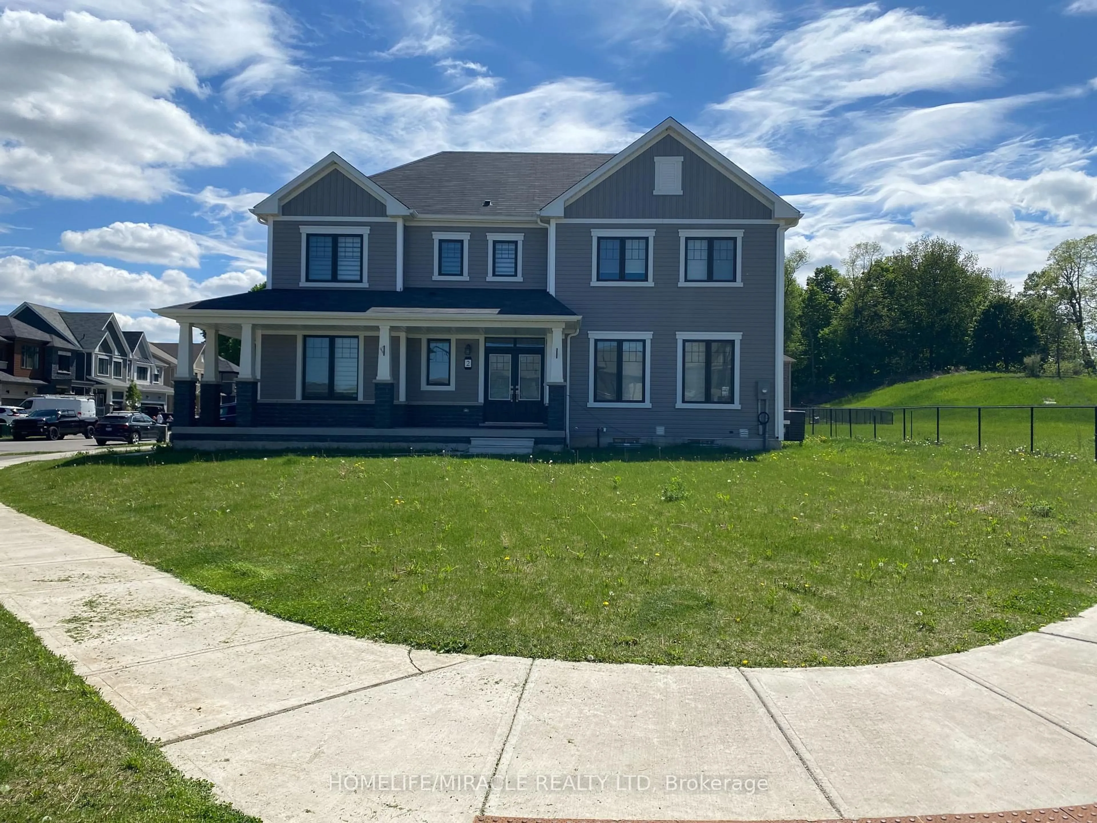 Home with vinyl exterior material, unknown for 2 Cahill Dr, Brantford Ontario N3T 0V5