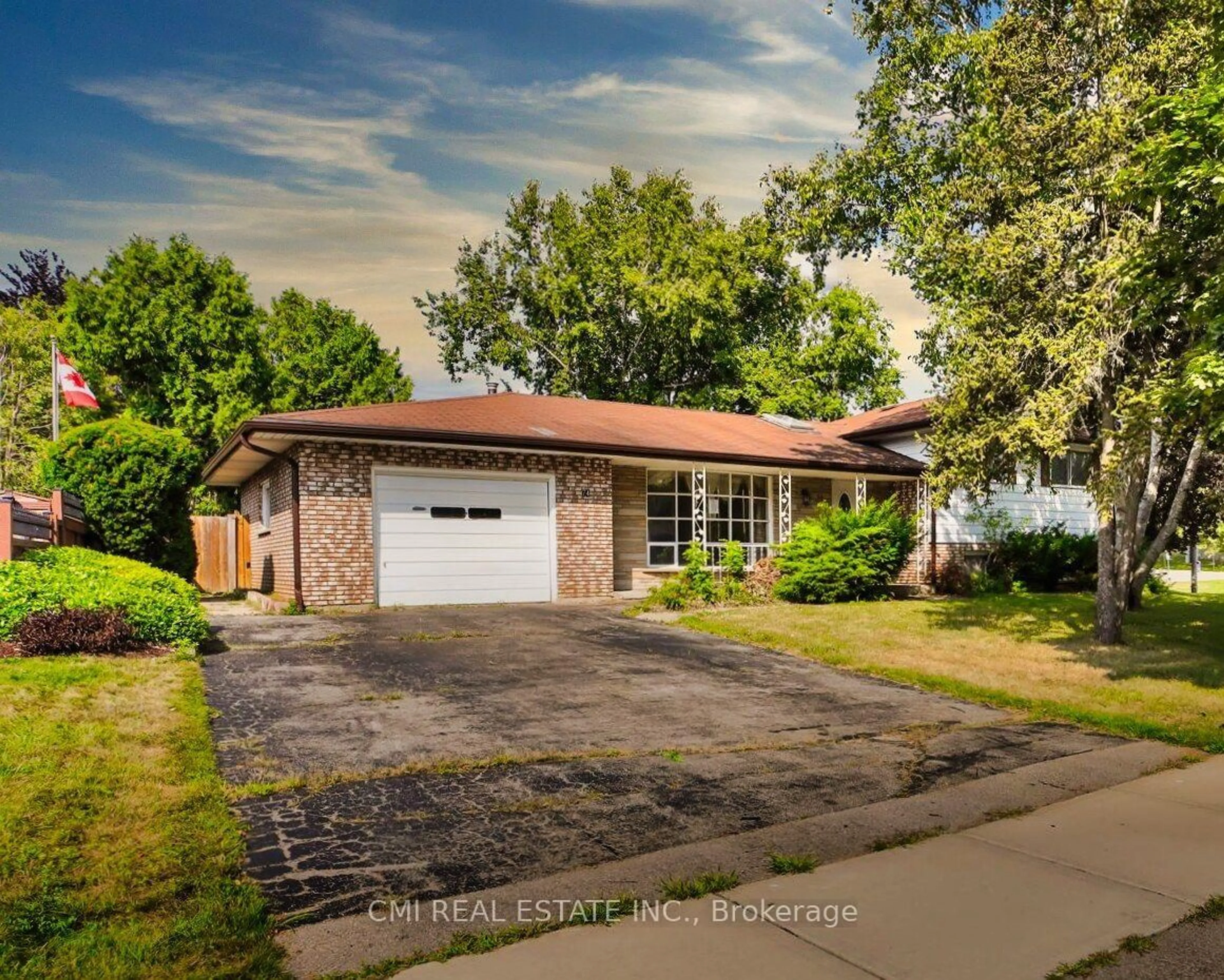Home with brick exterior material, street for 74 Brier Park Rd, Brantford Ontario N3R 5T4