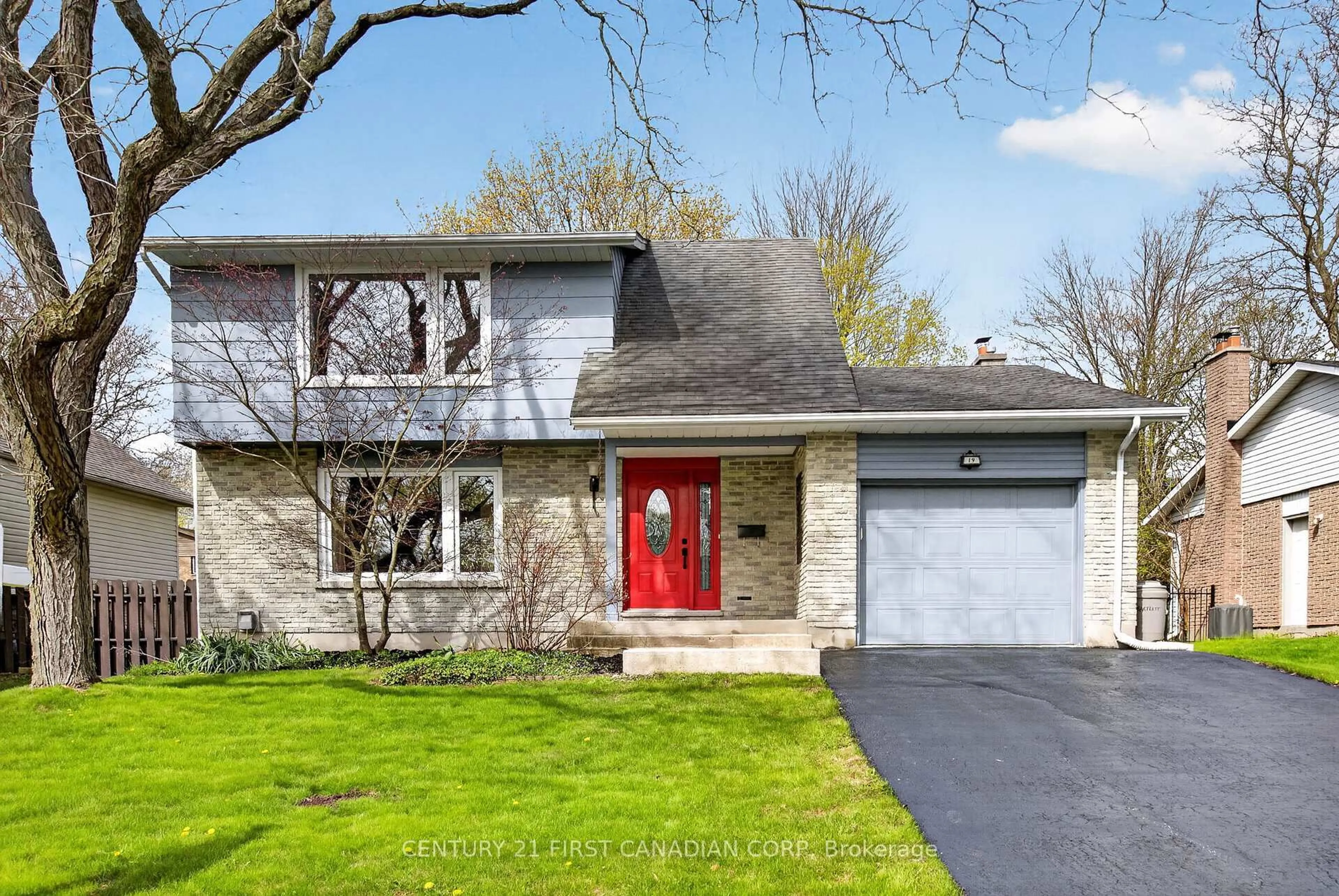 Home with brick exterior material, street for 19 Bartlett Cres, London South Ontario N6K 1W3
