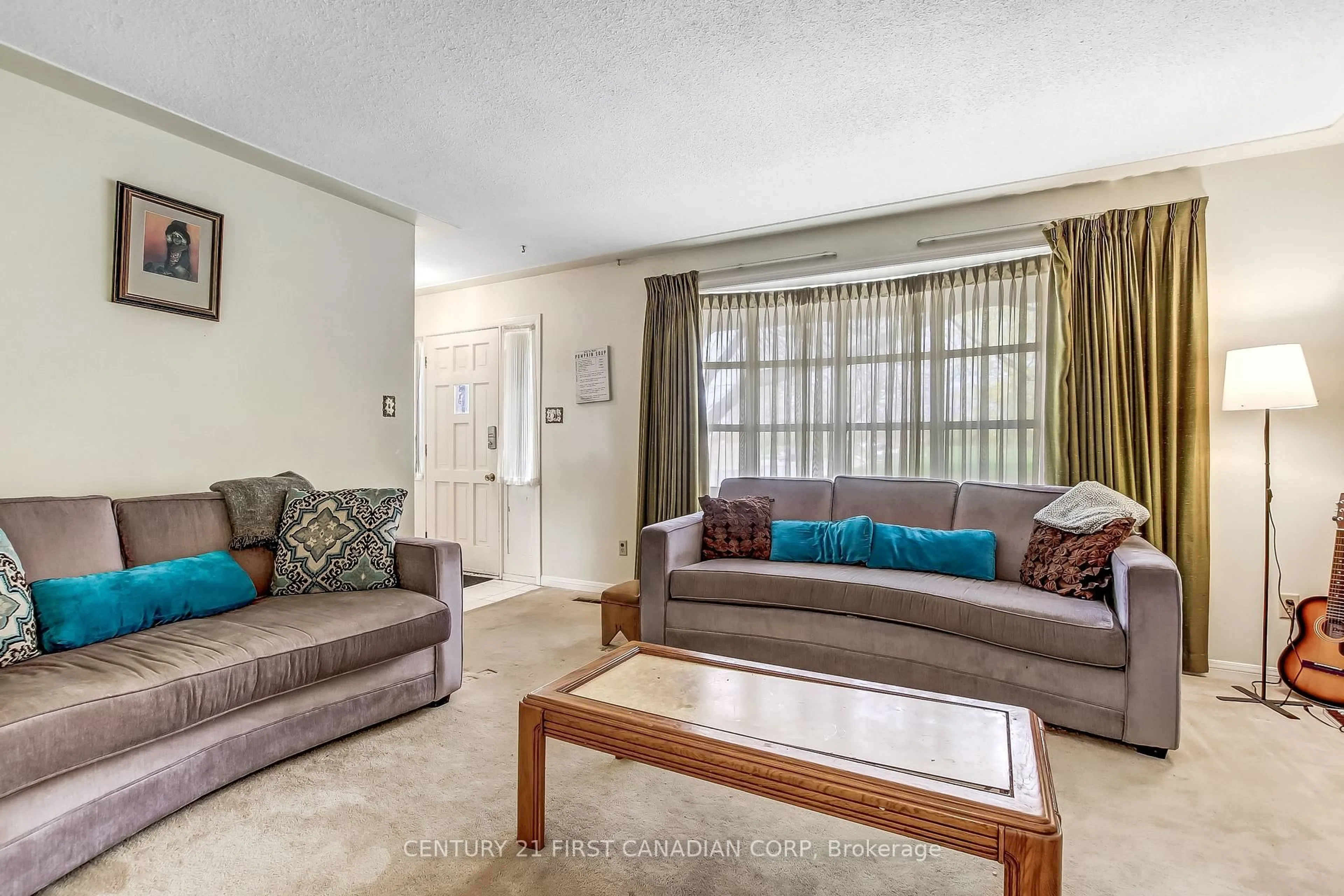 Living room with furniture, unknown for 698 Chiddington Ave, London South Ontario N6C 2W8