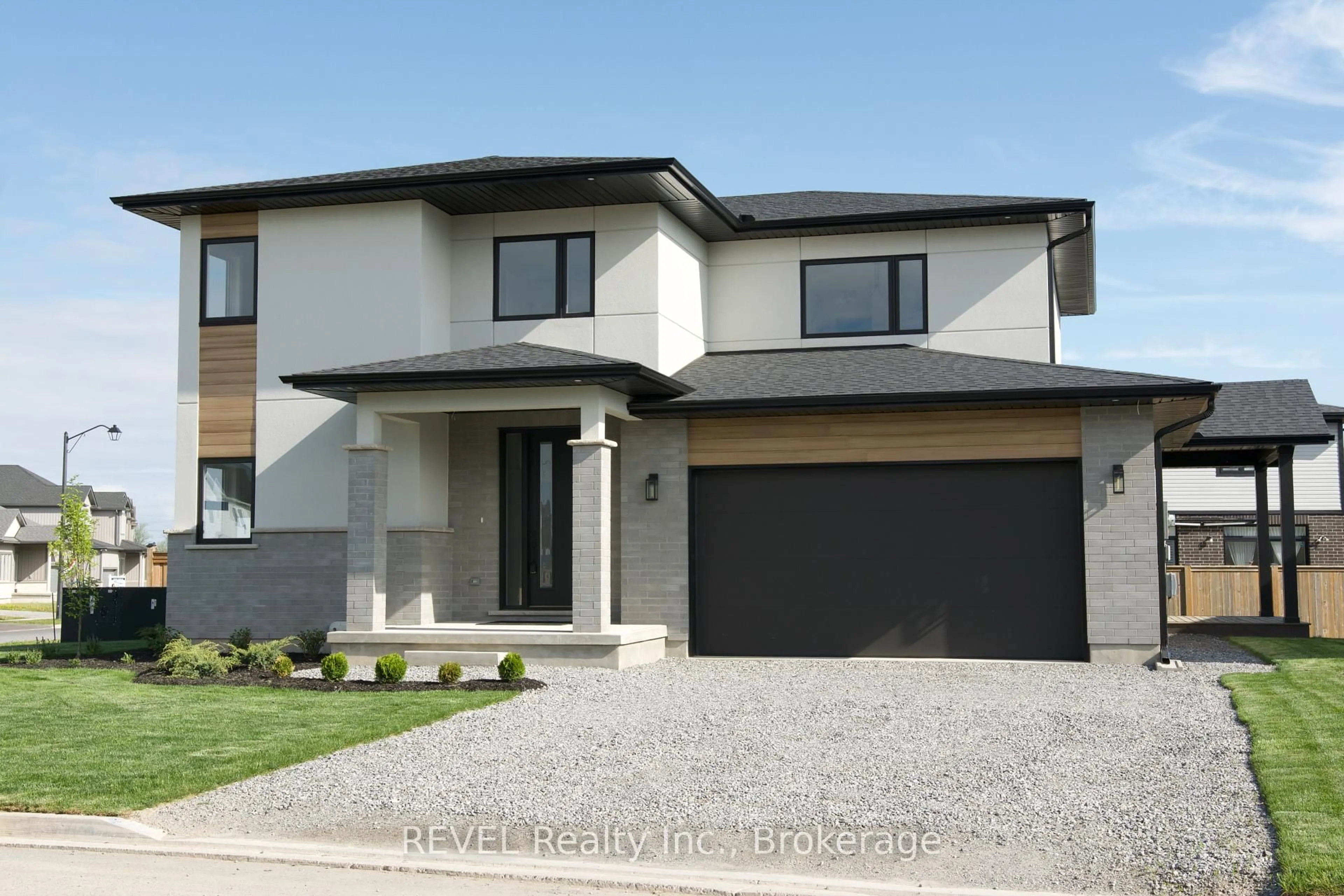 Home with brick exterior material, street for 1 Elvira Way, Thorold Ontario L2V 0M7