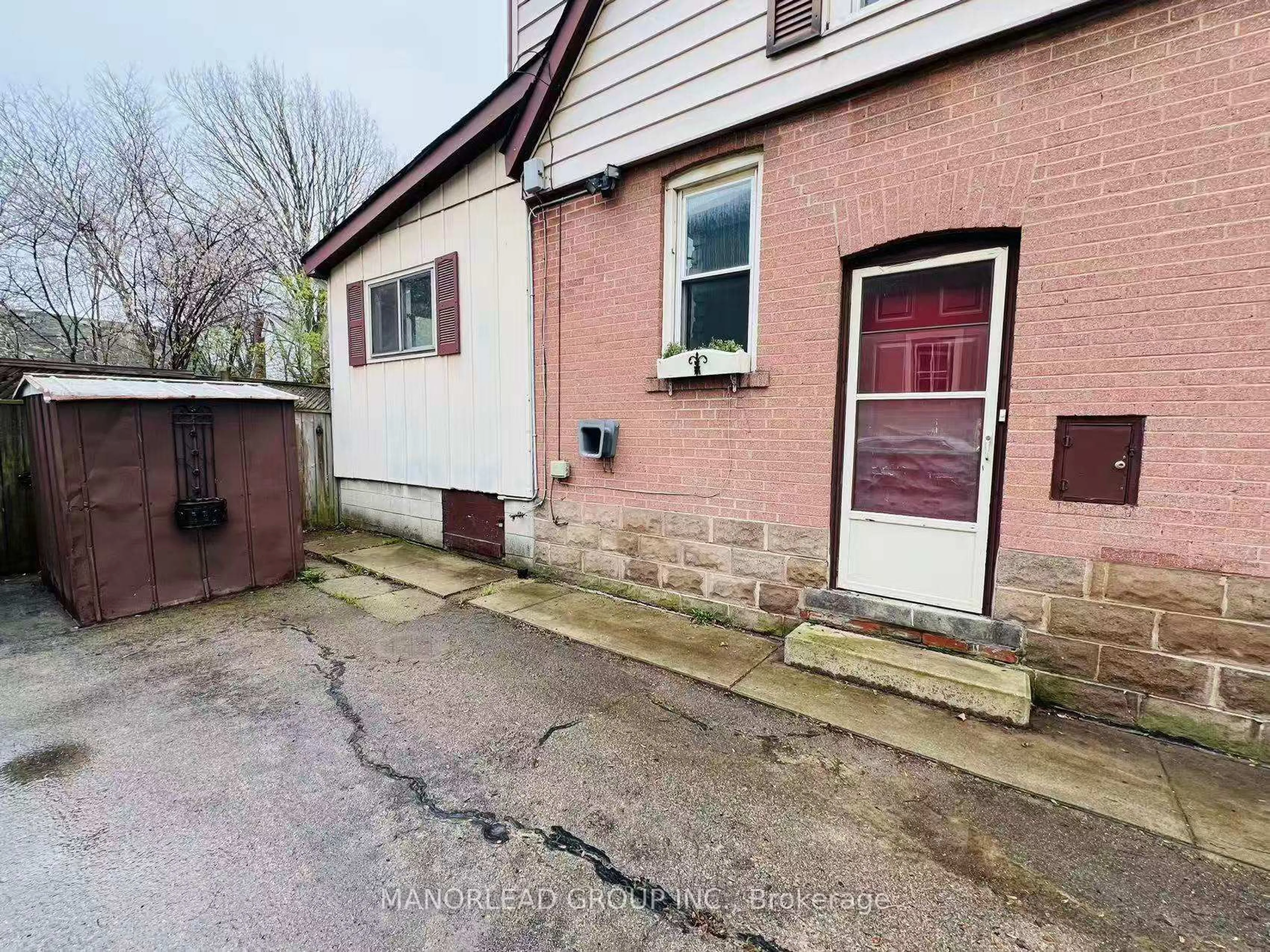Unknown for 19 Cloverhill Rd, Hamilton Ontario L9C 3L6