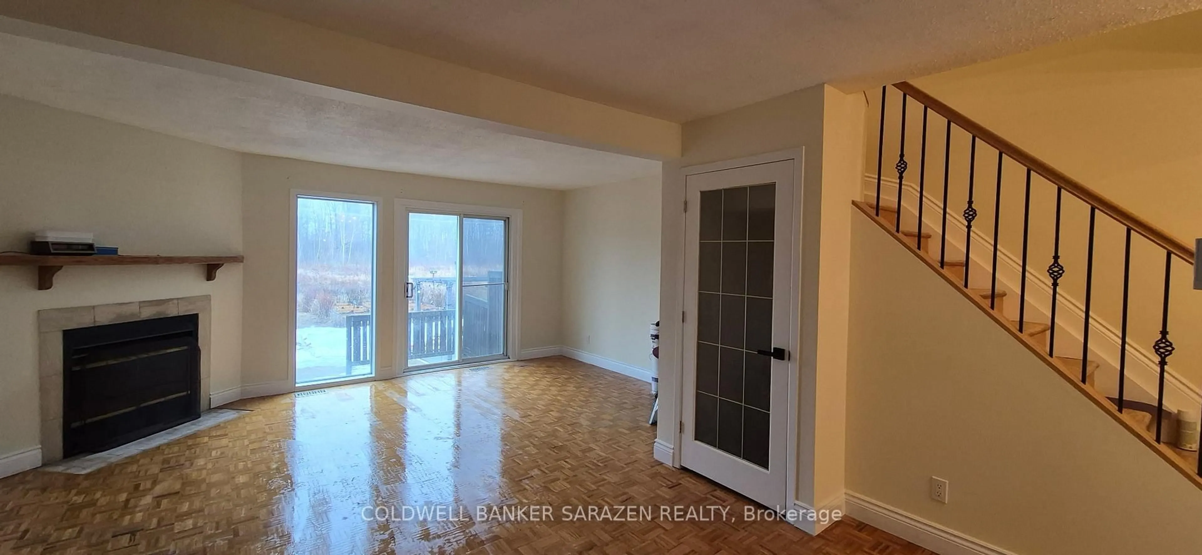 Unknown for 38 Paddington Private, Ottawa Ontario K1V 0T2