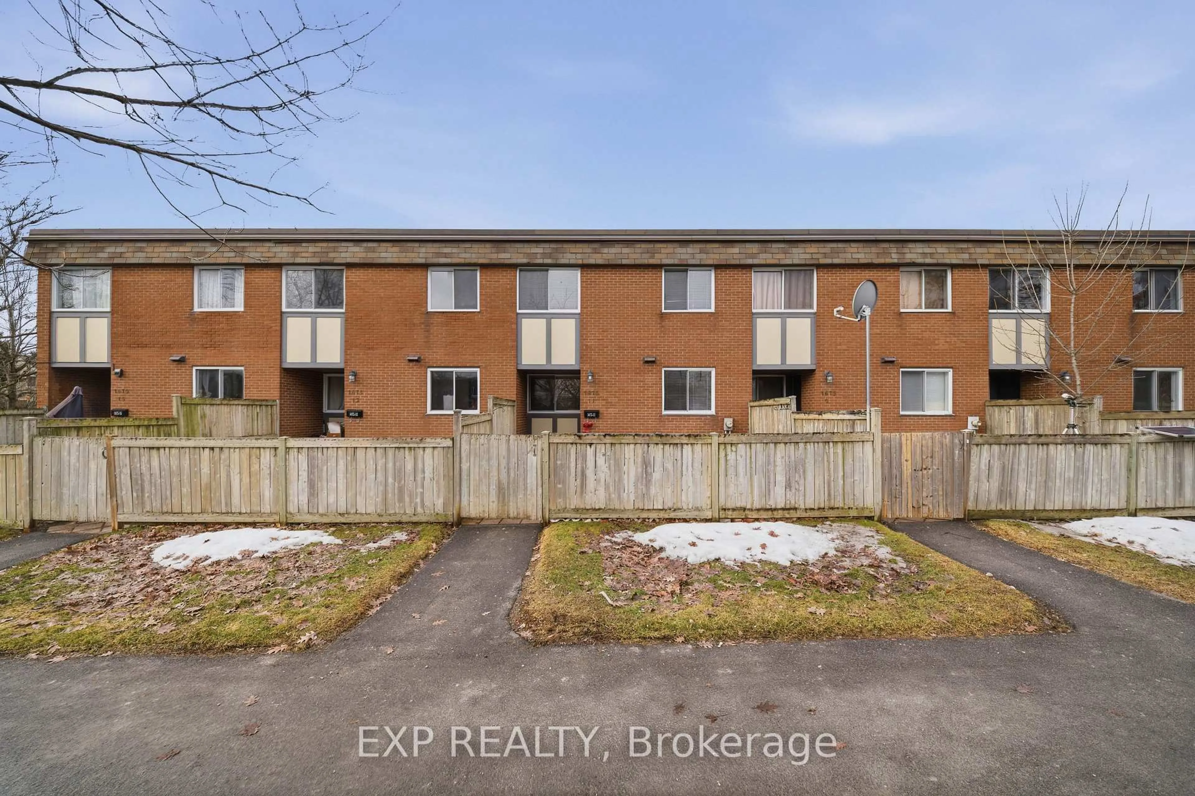 A pic from outside/outdoor area/front of a property/back of a property/a pic from drone, building for 1675 Heatherington Rd #11, Ottawa Ontario K1V 8V8