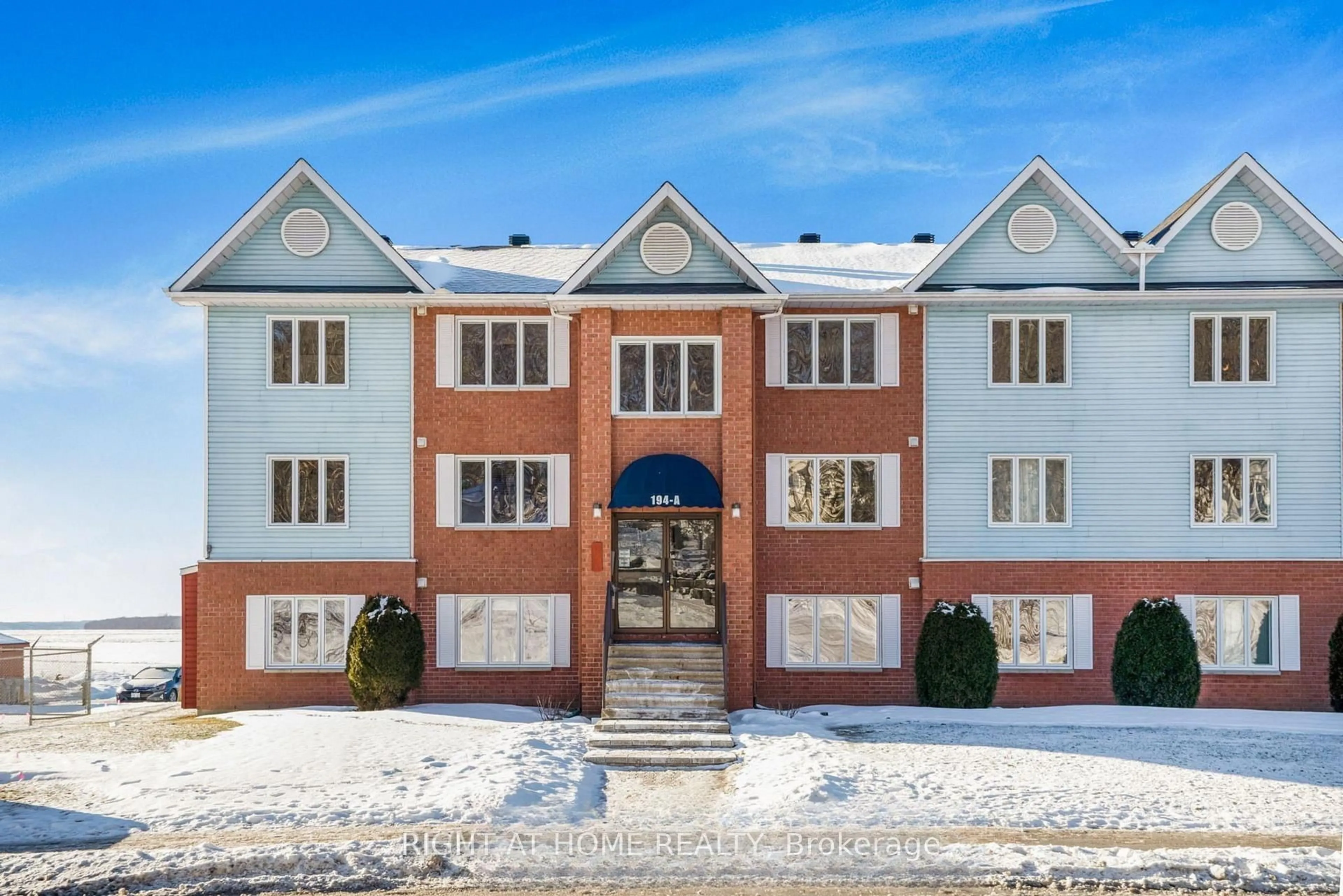 Unknown for 194-A Edwards St #6, Clarence-Rockland Ontario K4K 1H8