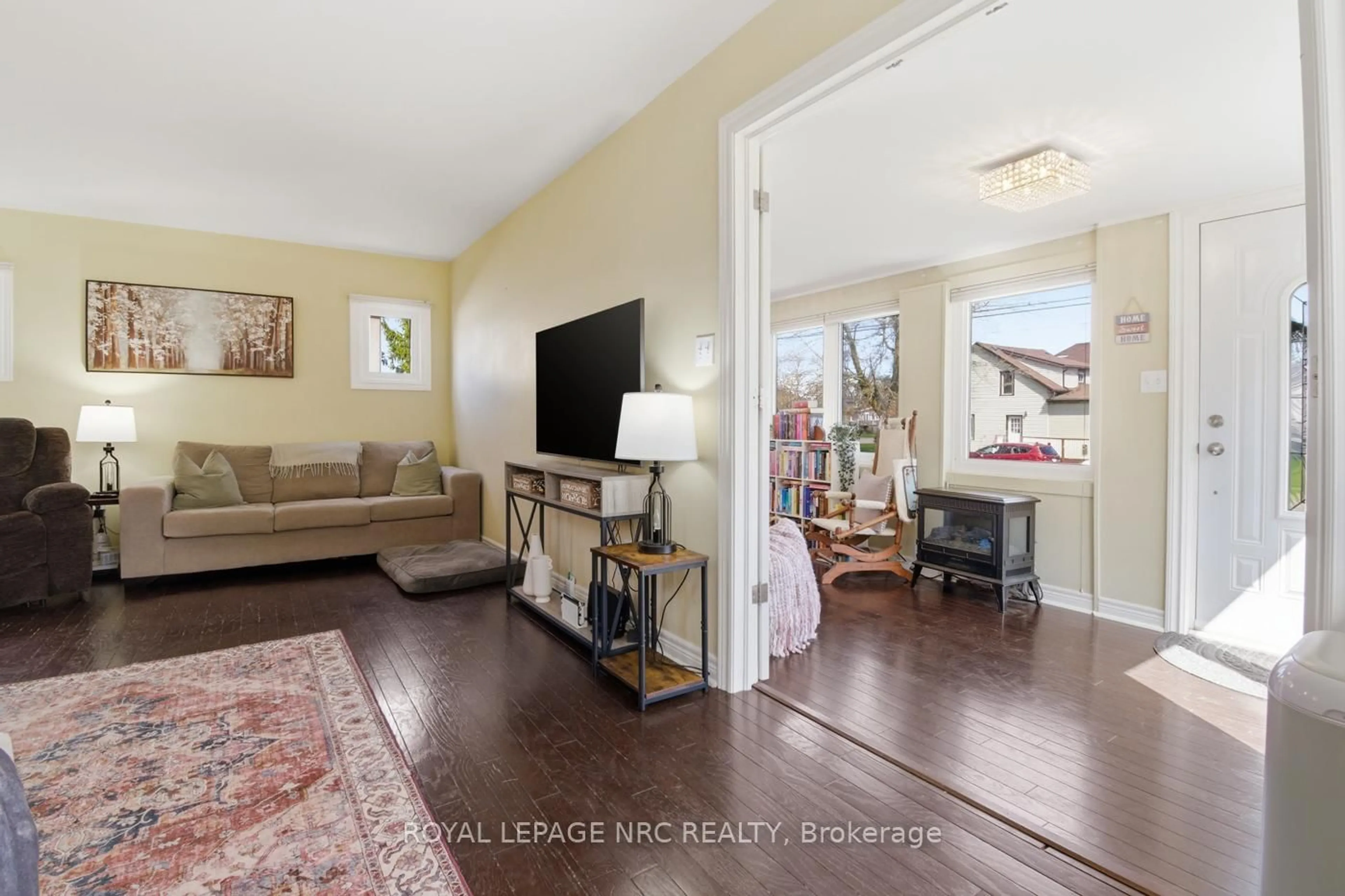 Unknown for 306 Stanley St, Port Colborne Ontario L3K 3A2