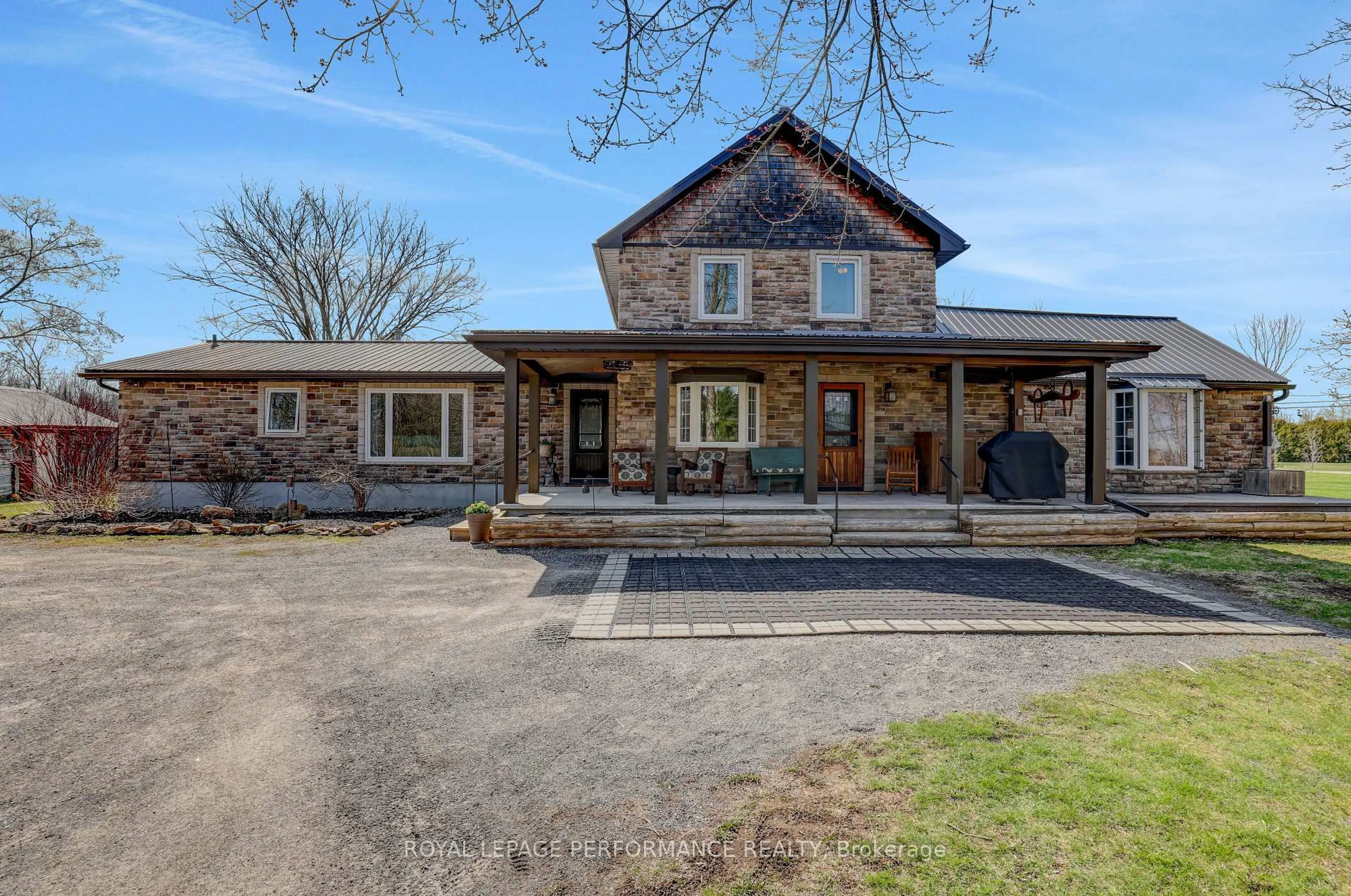 Home with brick exterior material, unknown for 2666 Yorks Corners Rd, Ottawa Ontario K0A 1V0