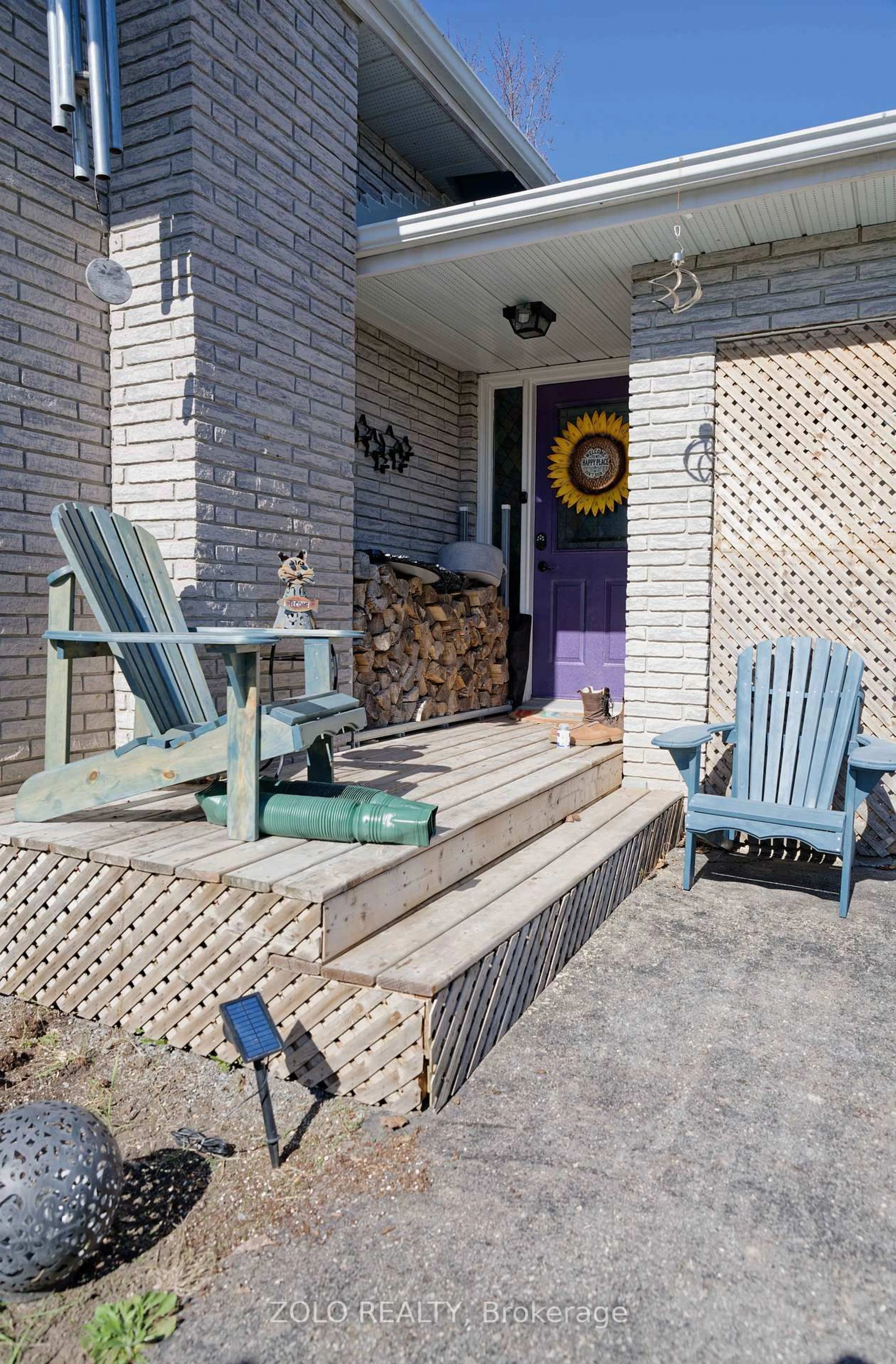 Patio, street for 4075 Lafortune Dr, Vernon Ontario K0A 3J0