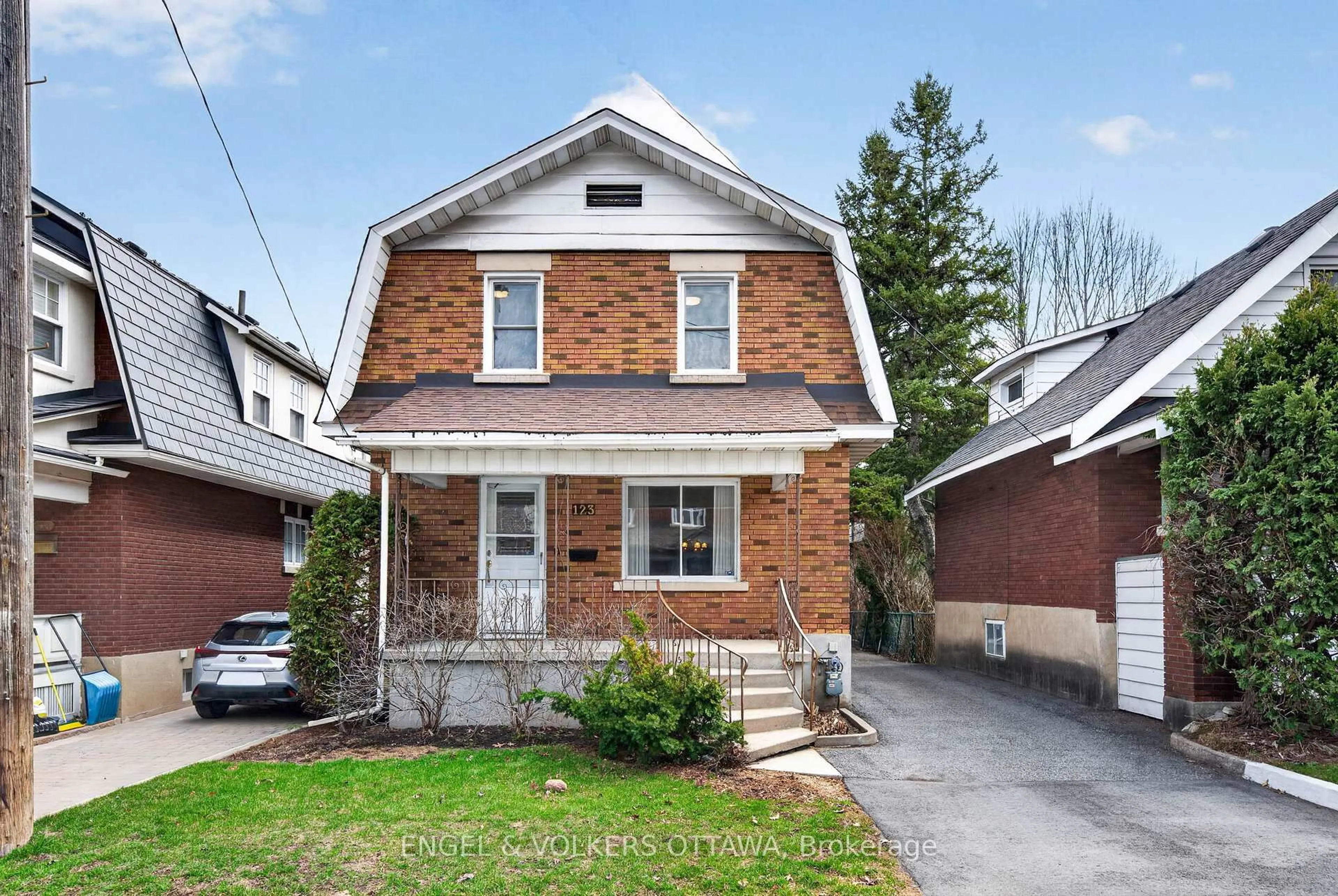 Home with brick exterior material, street for 123 Huron Ave, Ottawa Ontario K1Y 0W3