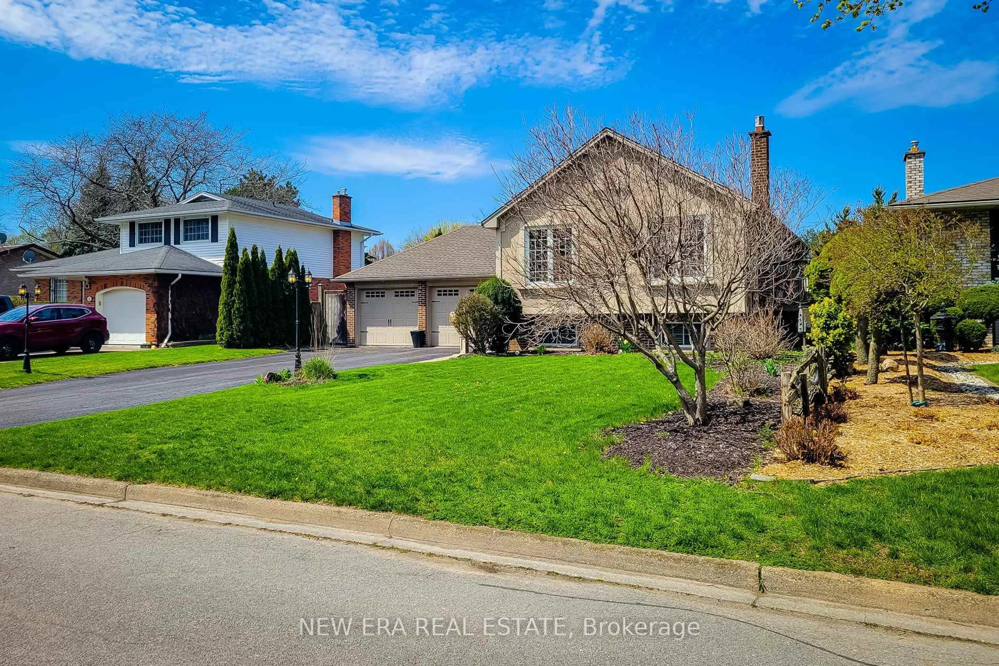 Unknown for 55 Spring Garden Blvd, St. Catharines Ontario L2N 3R2